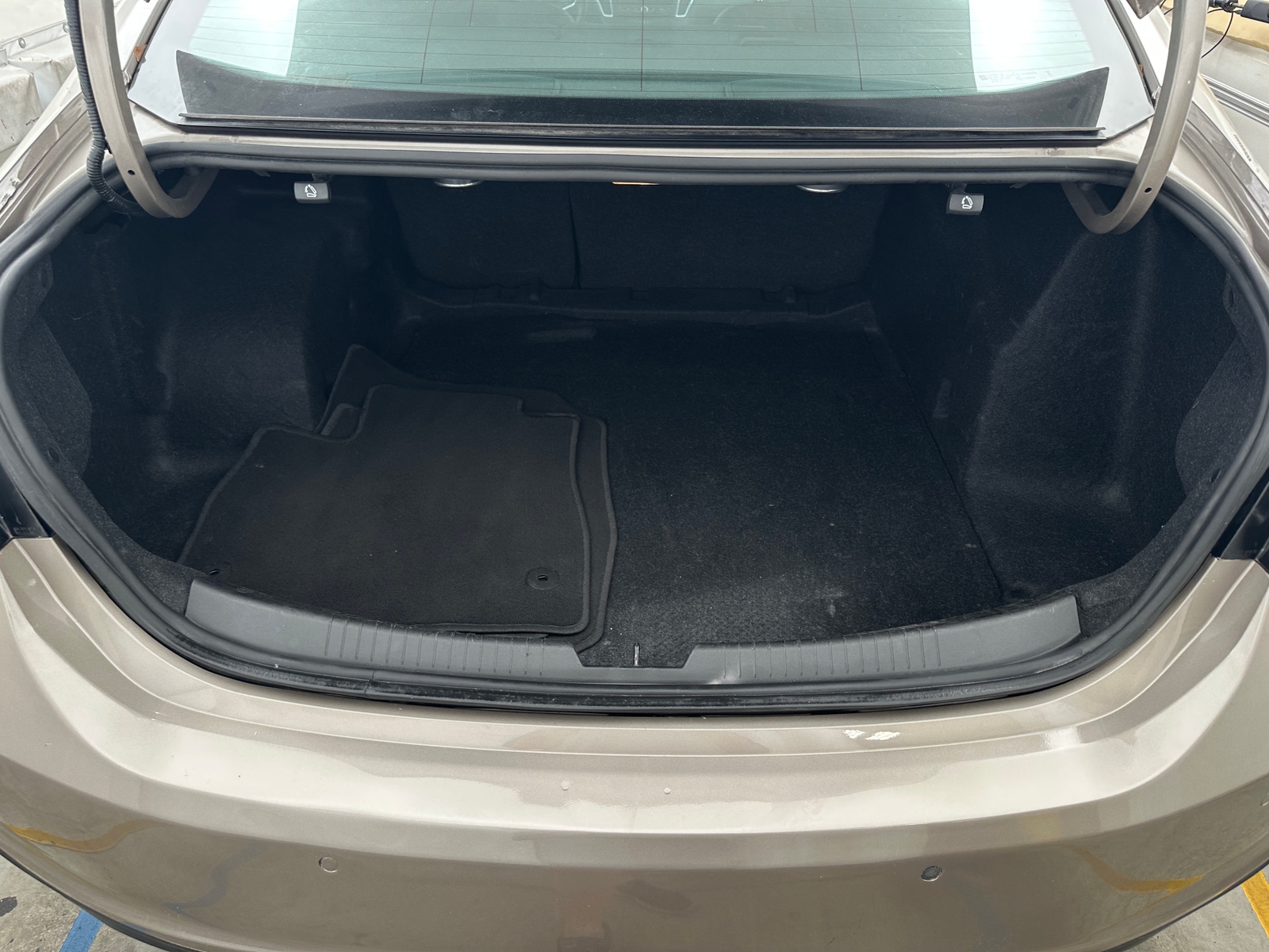 Thumbnail: 2024 Chevrolet Malibu - 6