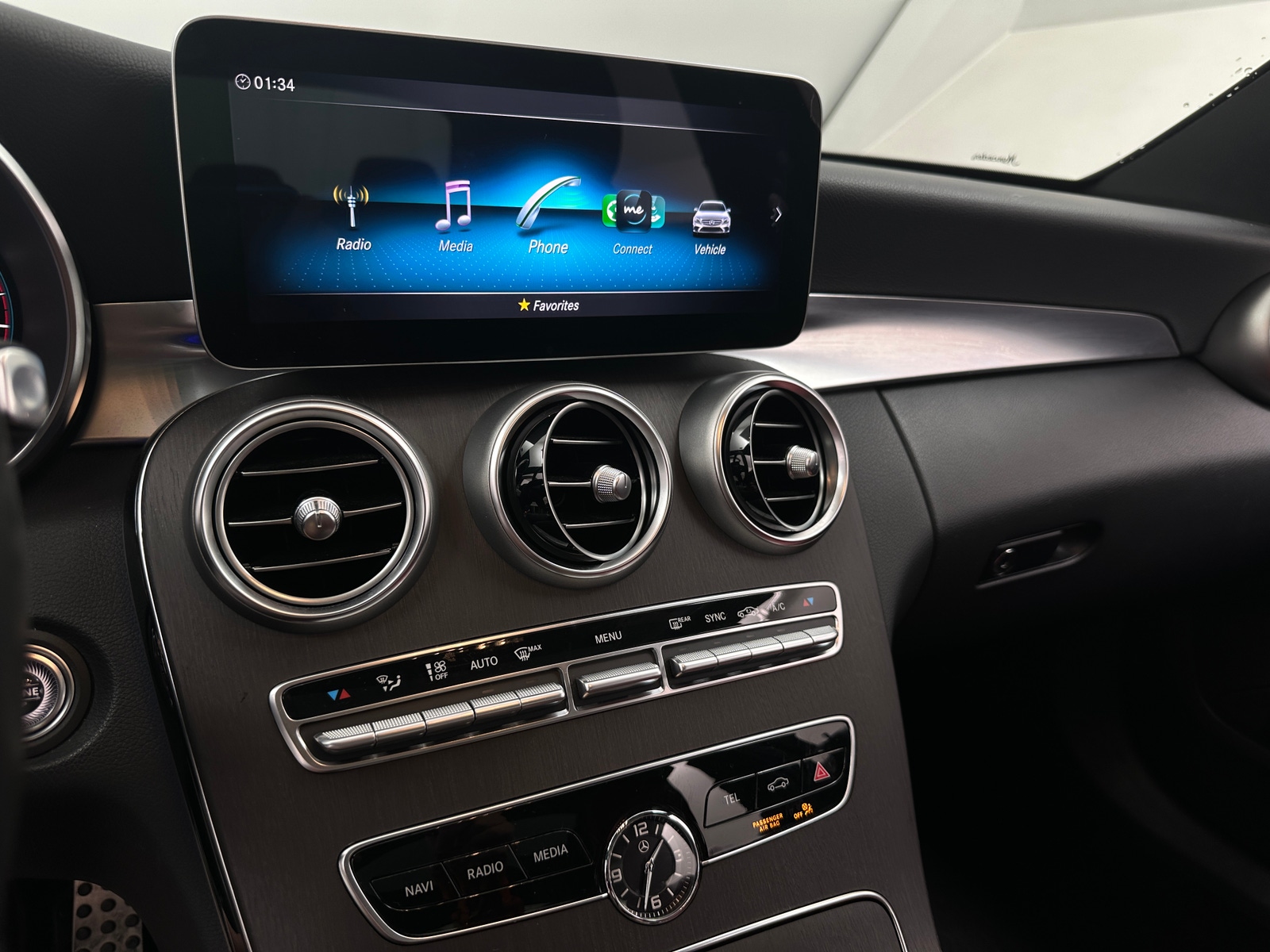 Thumbnail: 2021 Mercedes-Benz C-Class - 4