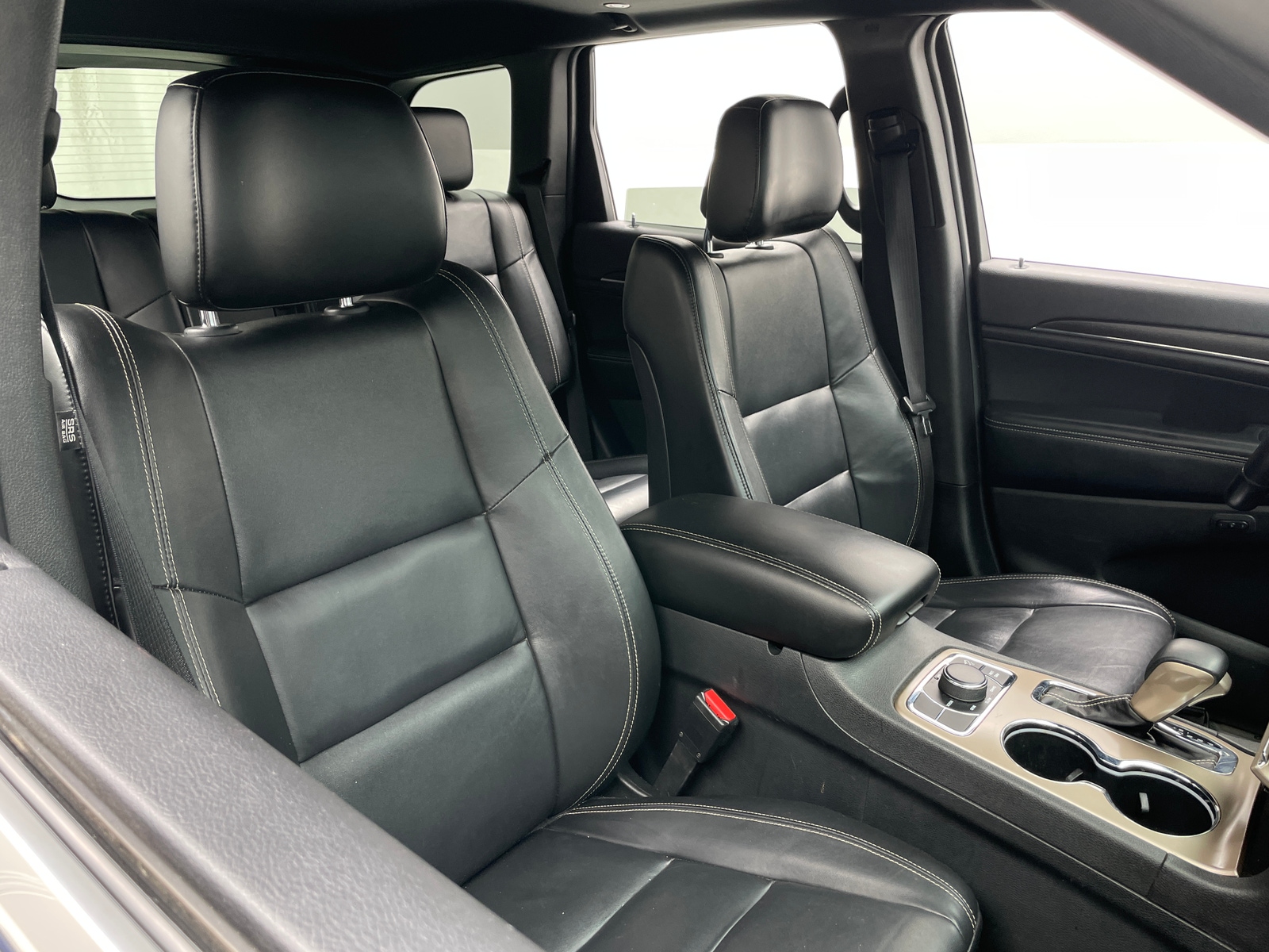 Thumbnail: 2017 Jeep Grand Cherokee - 2