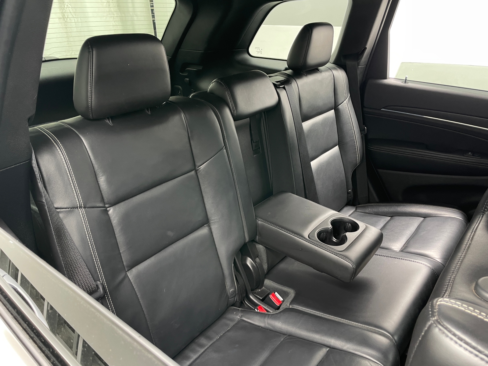 Thumbnail: 2017 Jeep Grand Cherokee - 6