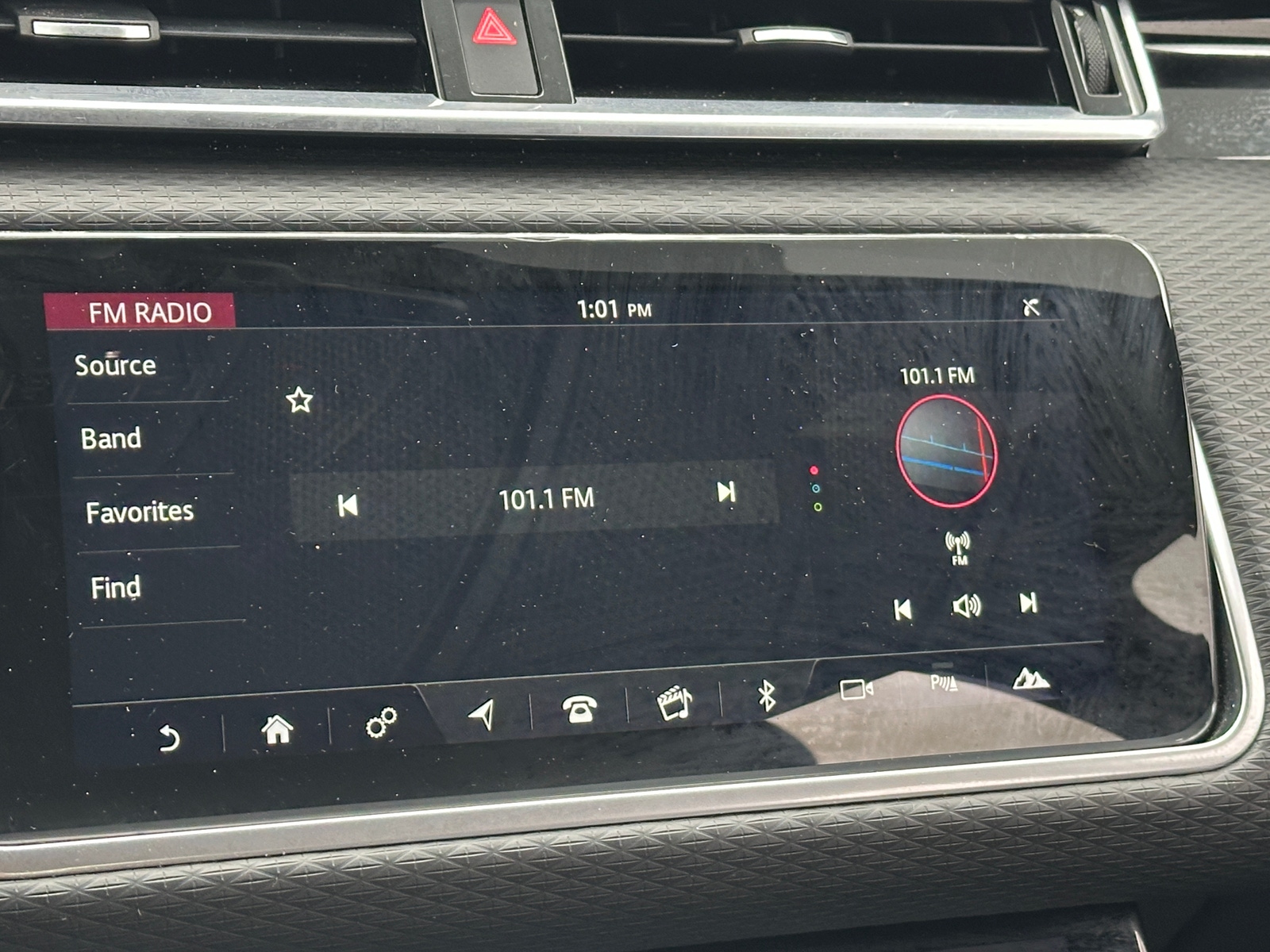 Thumbnail: 2020 Land Rover Range Rover Velar - 3