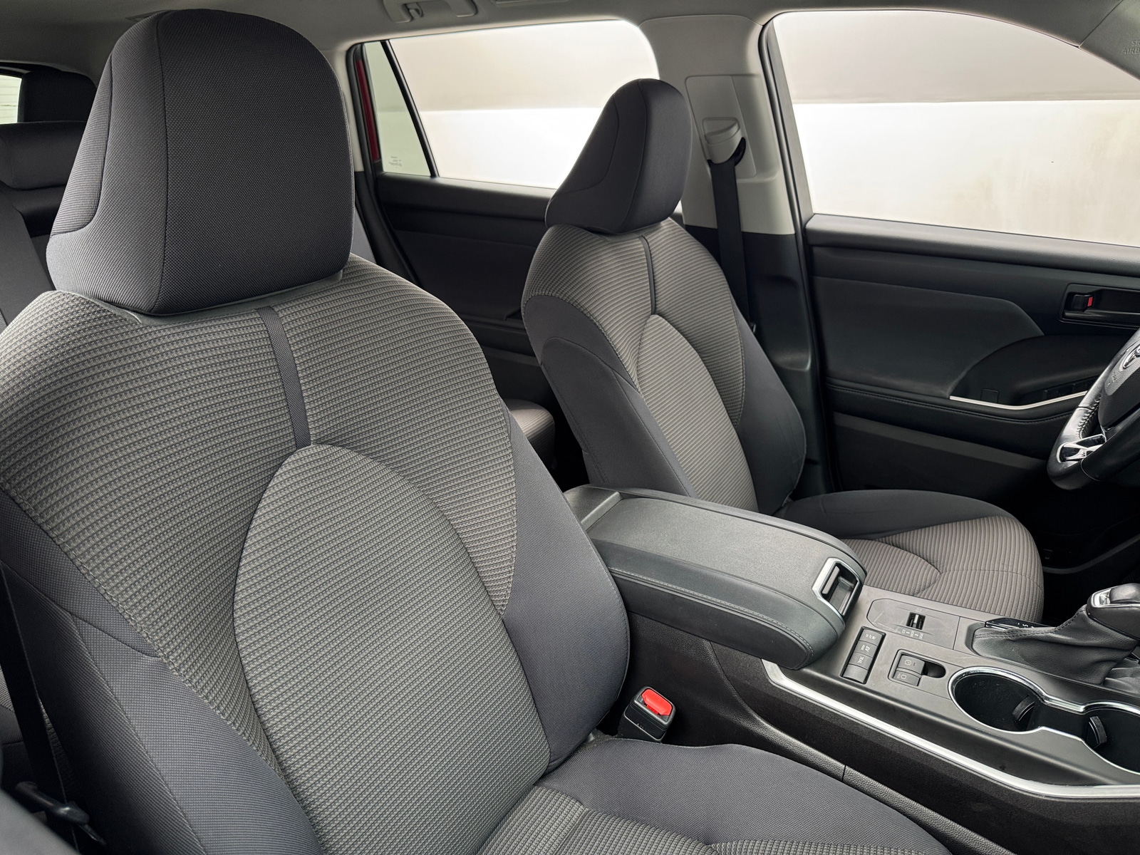 Thumbnail: 2021 Toyota Highlander - 2