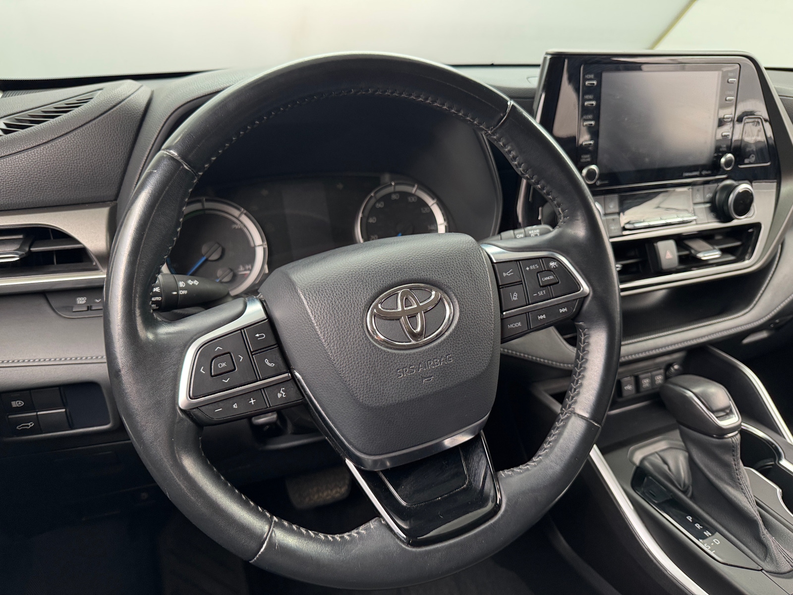 Thumbnail: 2021 Toyota Highlander - 5