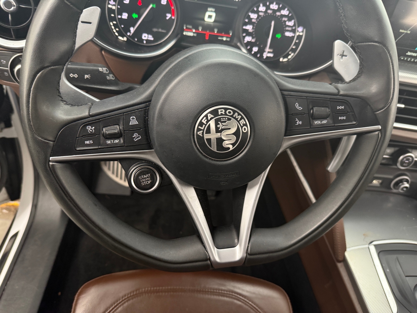 Thumbnail: 2018 Alfa Romeo Stelvio - 4