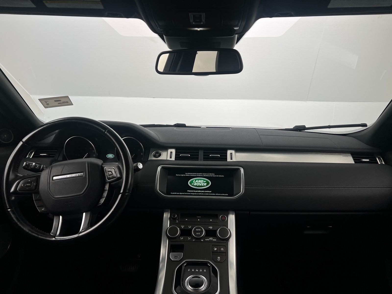 Thumbnail: 2017 Land Rover Range Rover Evoque - 2
