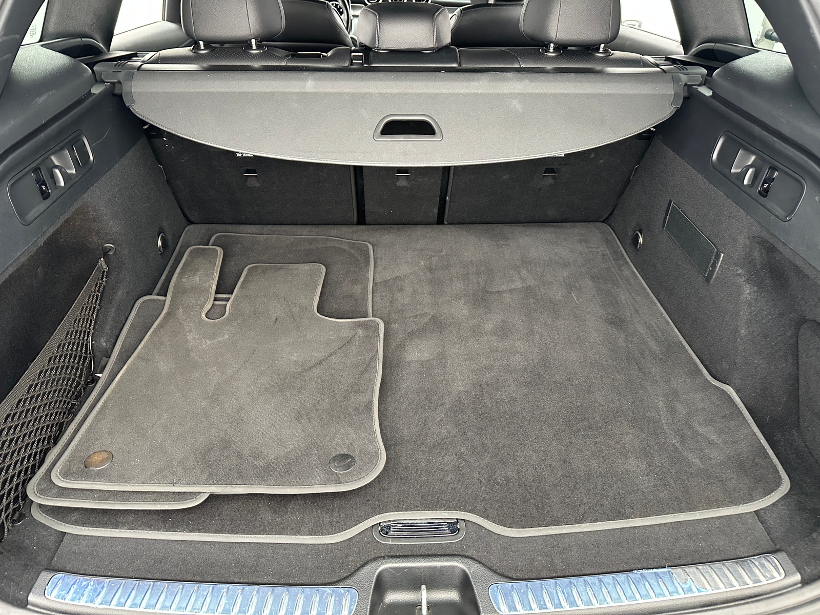 Thumbnail: 2024 Mercedes-Benz GLC - 6