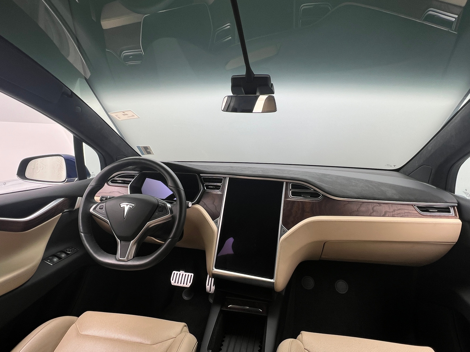 Thumbnail: 2016 Tesla Model X - 2