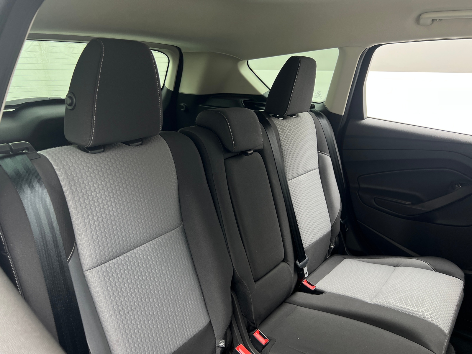 Thumbnail: 2017 Ford Escape - 6