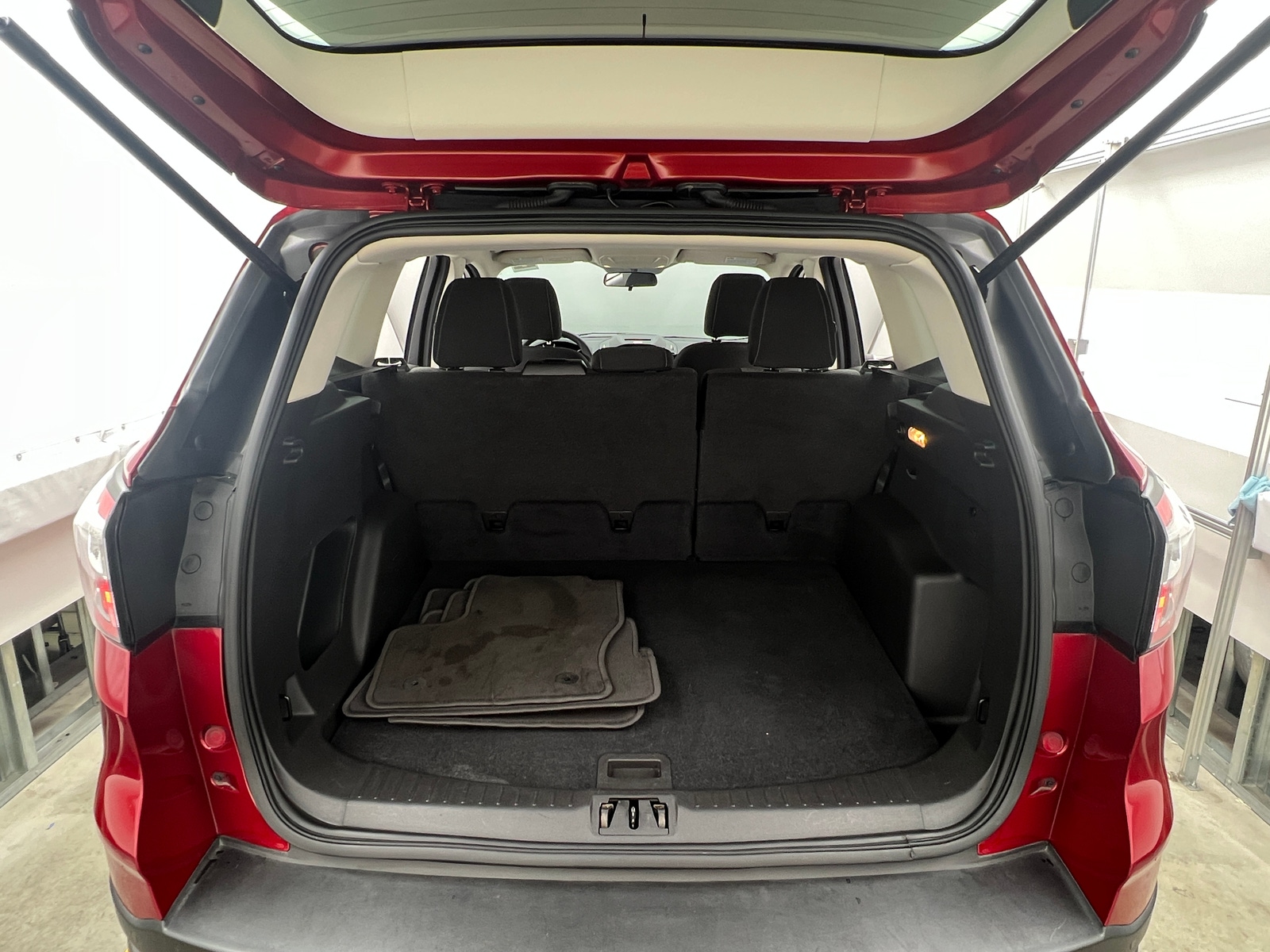 Thumbnail: 2017 Ford Escape - 7