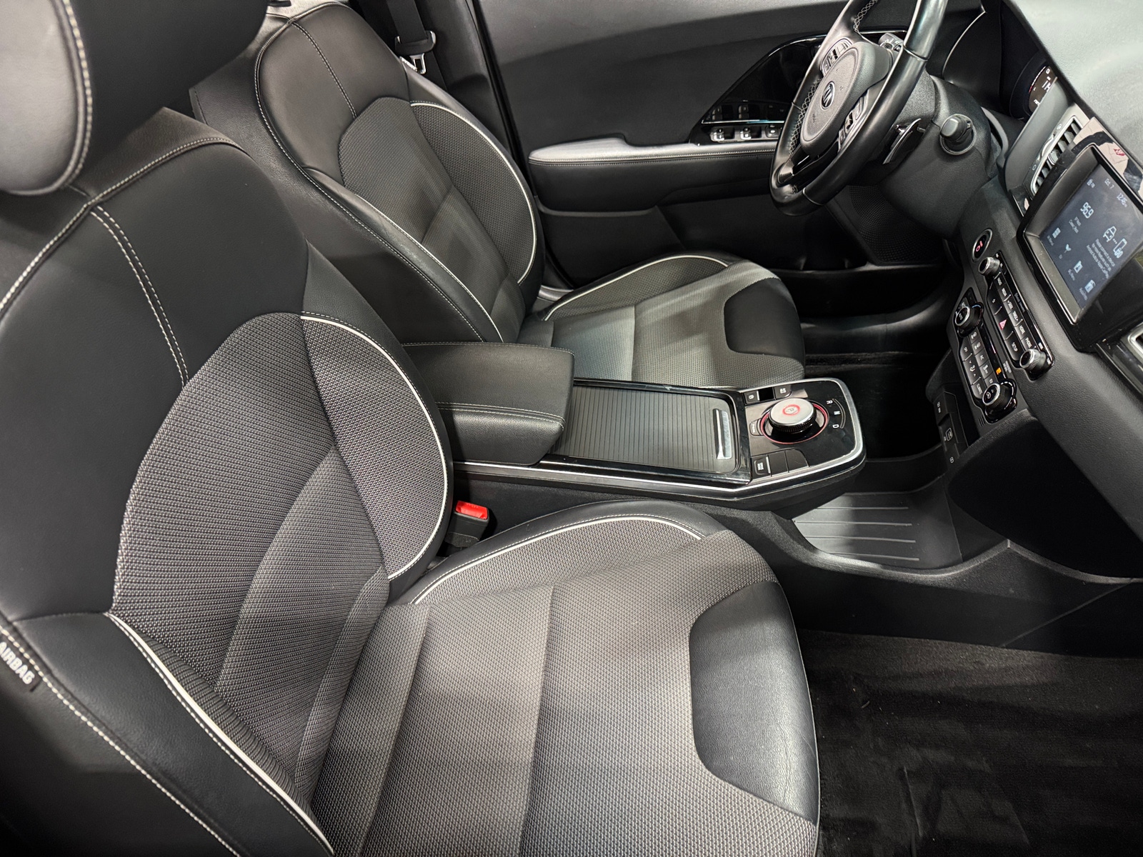 Thumbnail: 2019 Kia Niro - 2