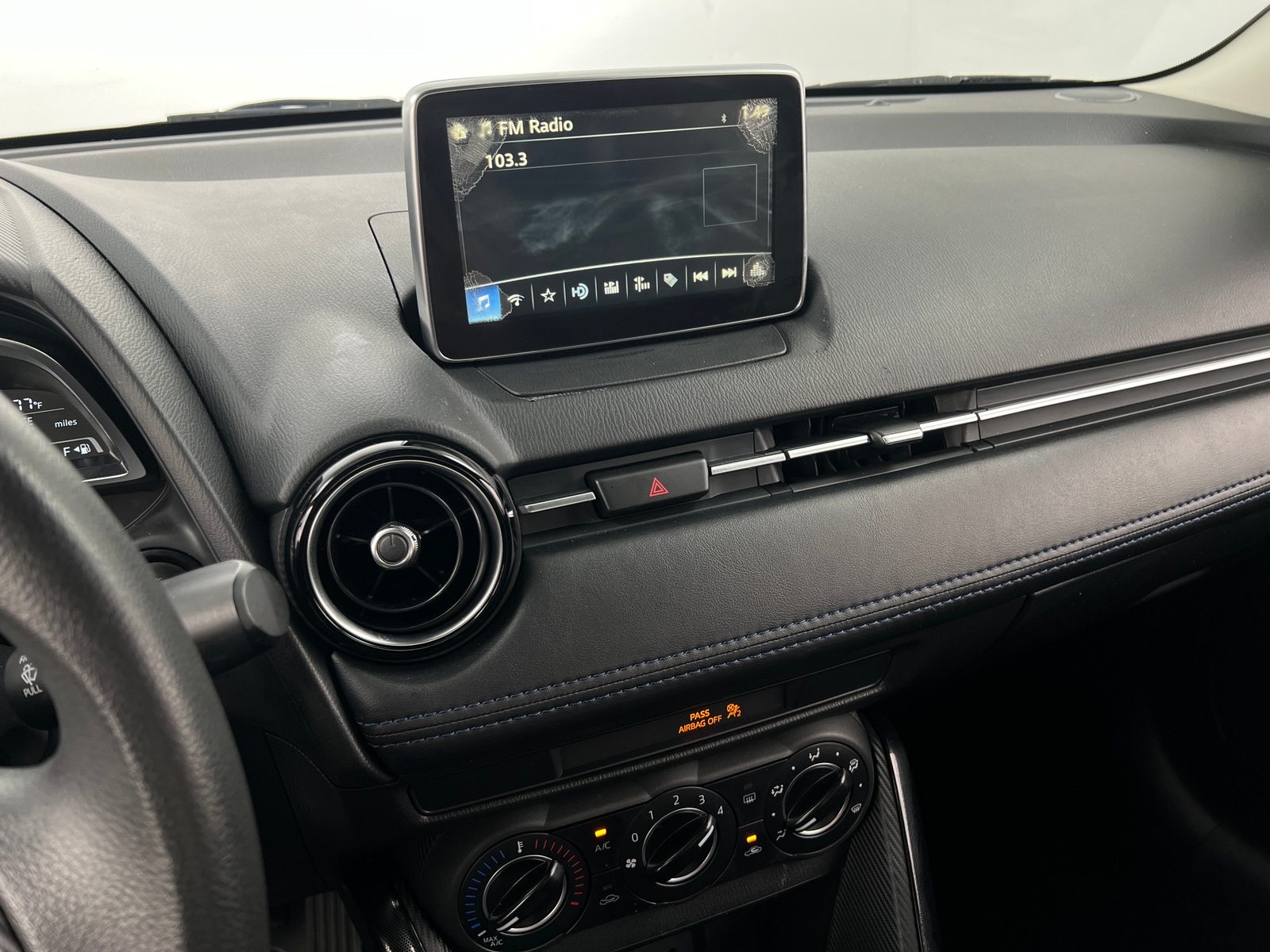 Thumbnail: 2018 Toyota Yaris iA - 4