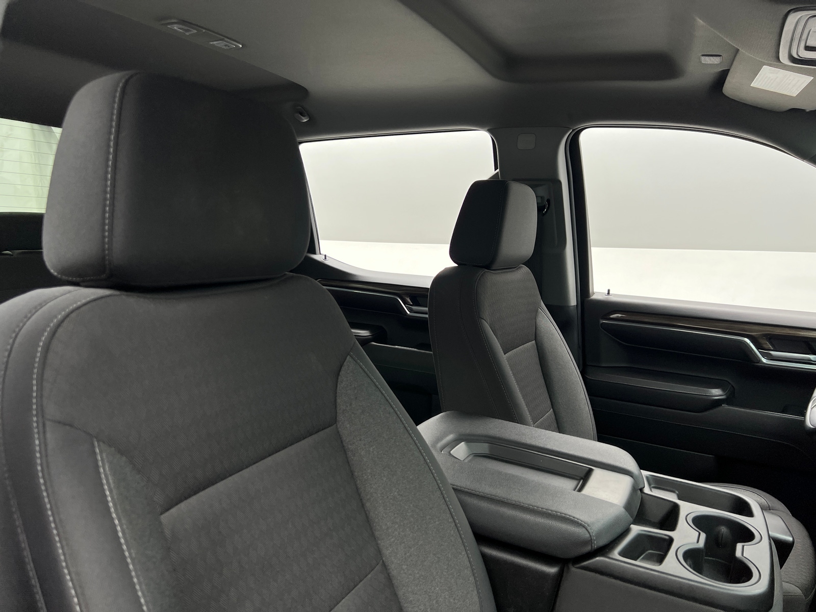 Thumbnail: 2024 Chevrolet Silverado 1500 - 2