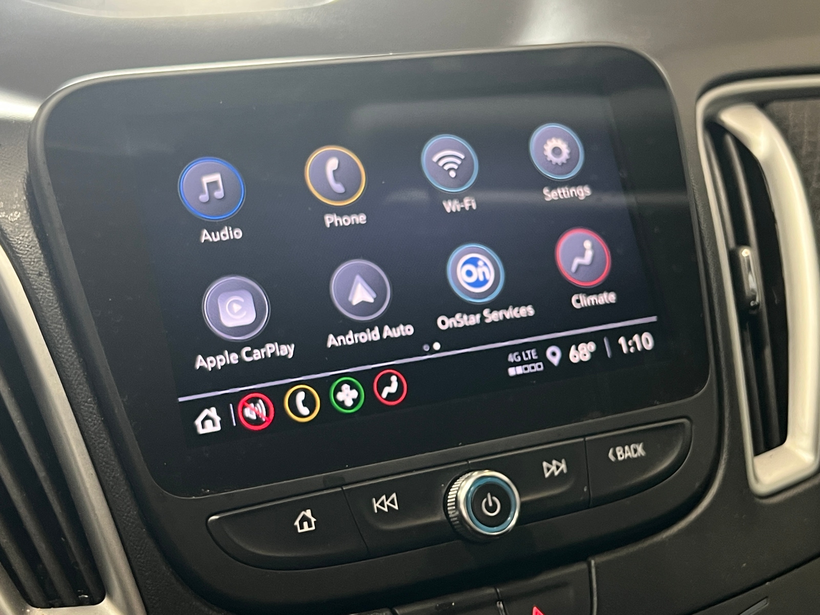 Thumbnail: 2024 Chevrolet Malibu - 4