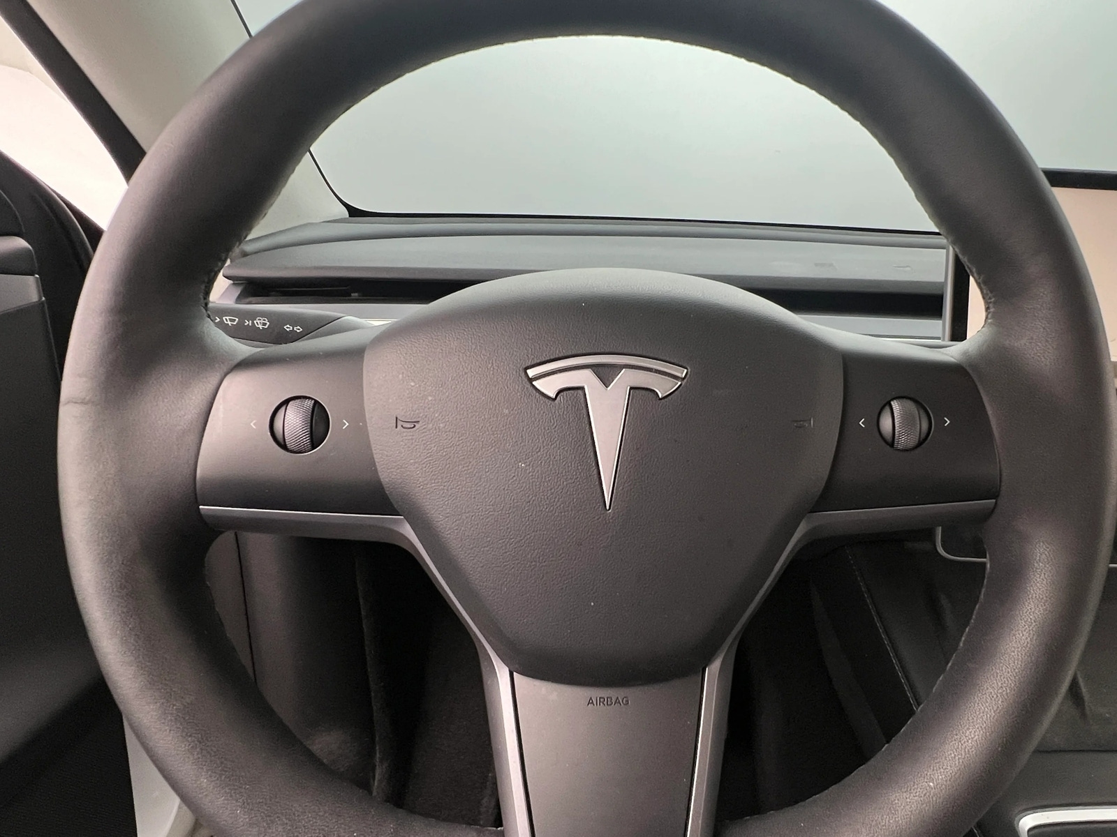 Thumbnail: 2022 Tesla Model Y - 4