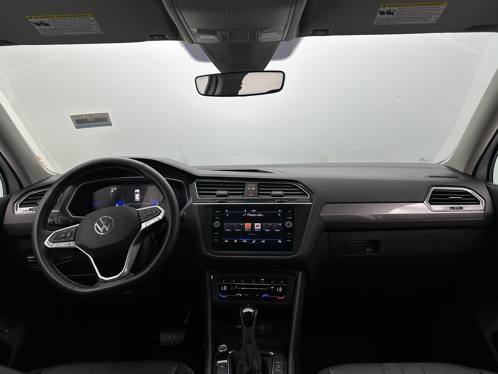 Thumbnail: 2024 Volkswagen Tiguan - 2