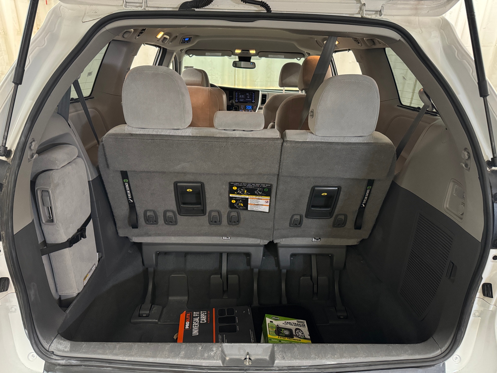 Thumbnail: 2020 Toyota Sienna - 7
