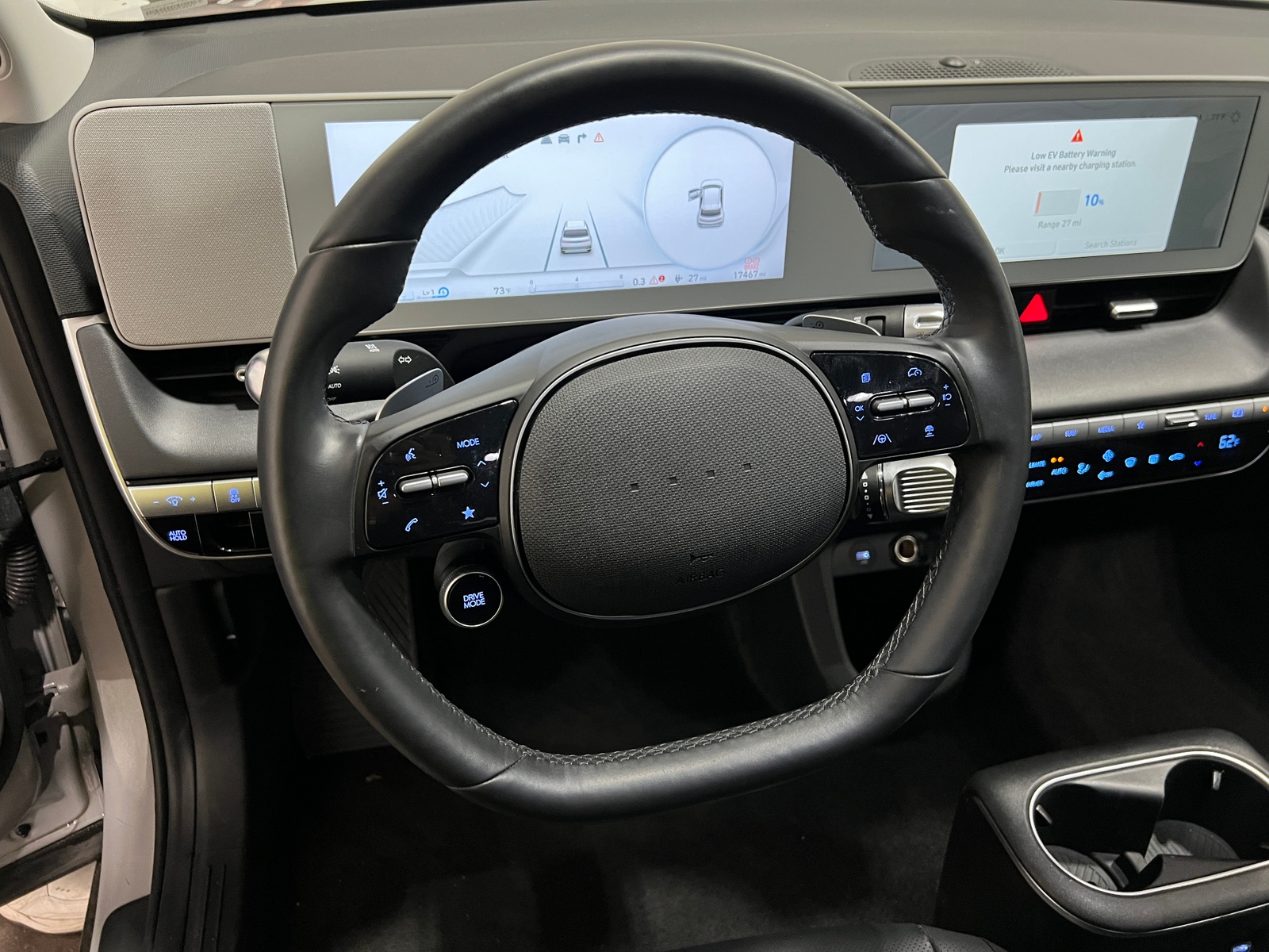 Thumbnail: 2023 Hyundai Ioniq 5 - 4