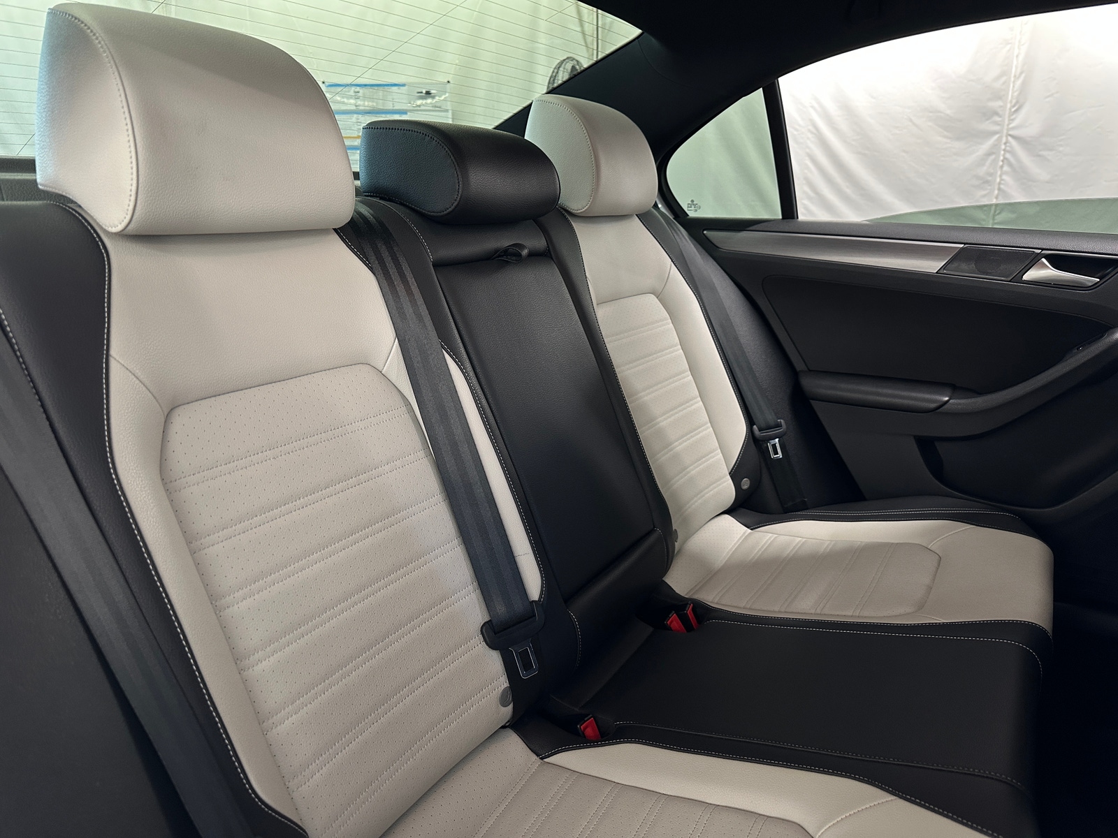 Thumbnail: 2016 Volkswagen Jetta - 5