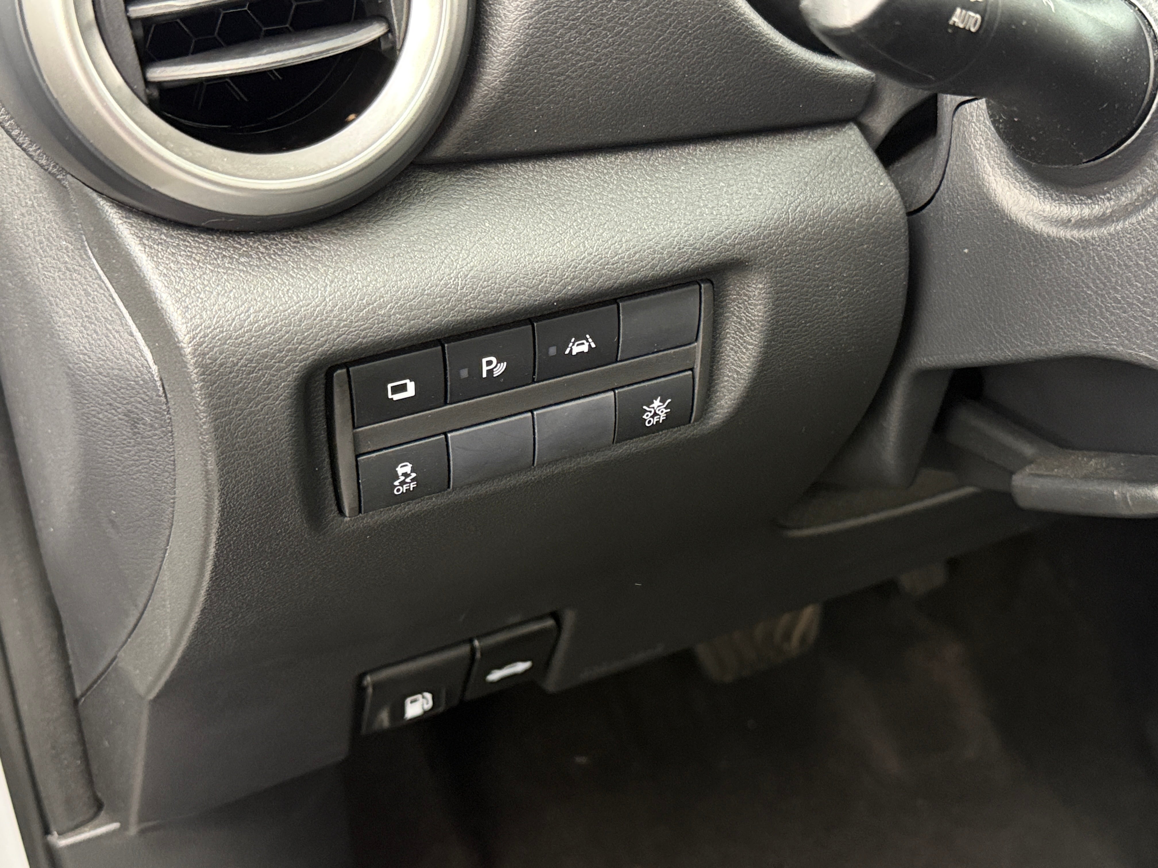 2025 Nissan Versa Sedan