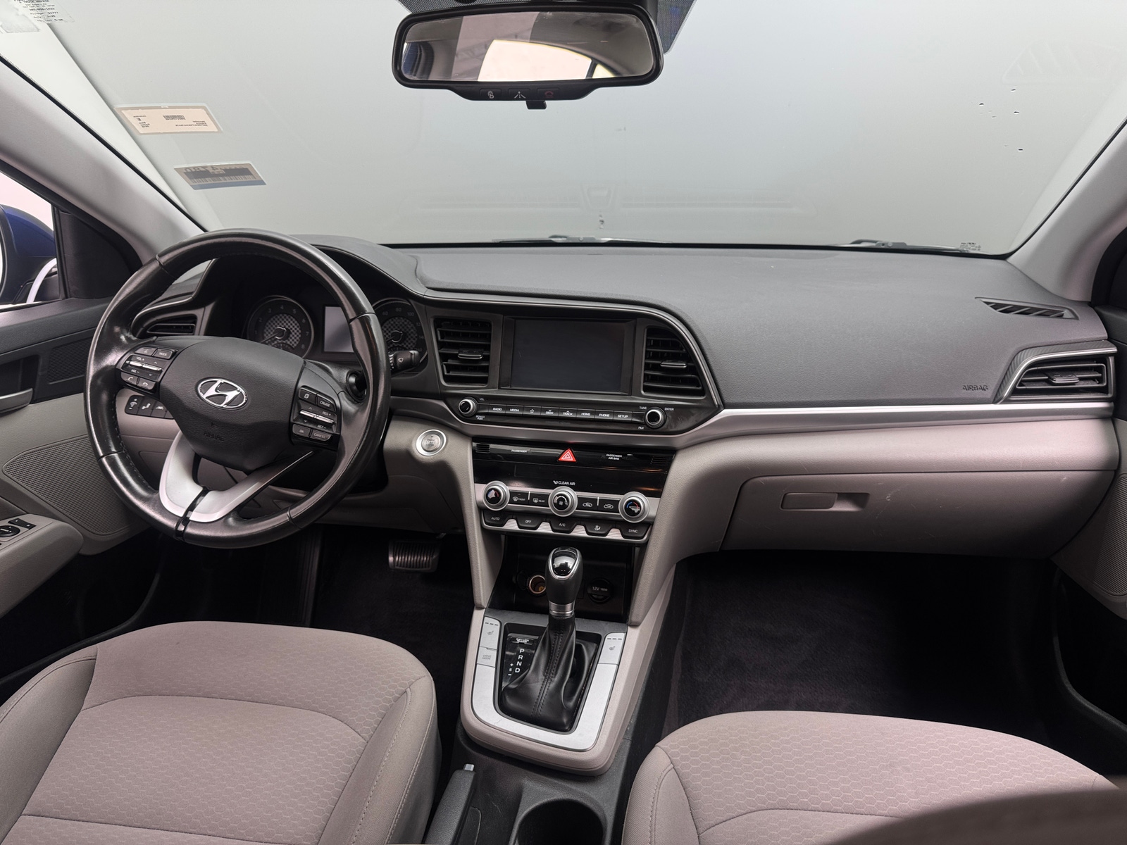 Thumbnail: 2019 Hyundai Elantra - 3