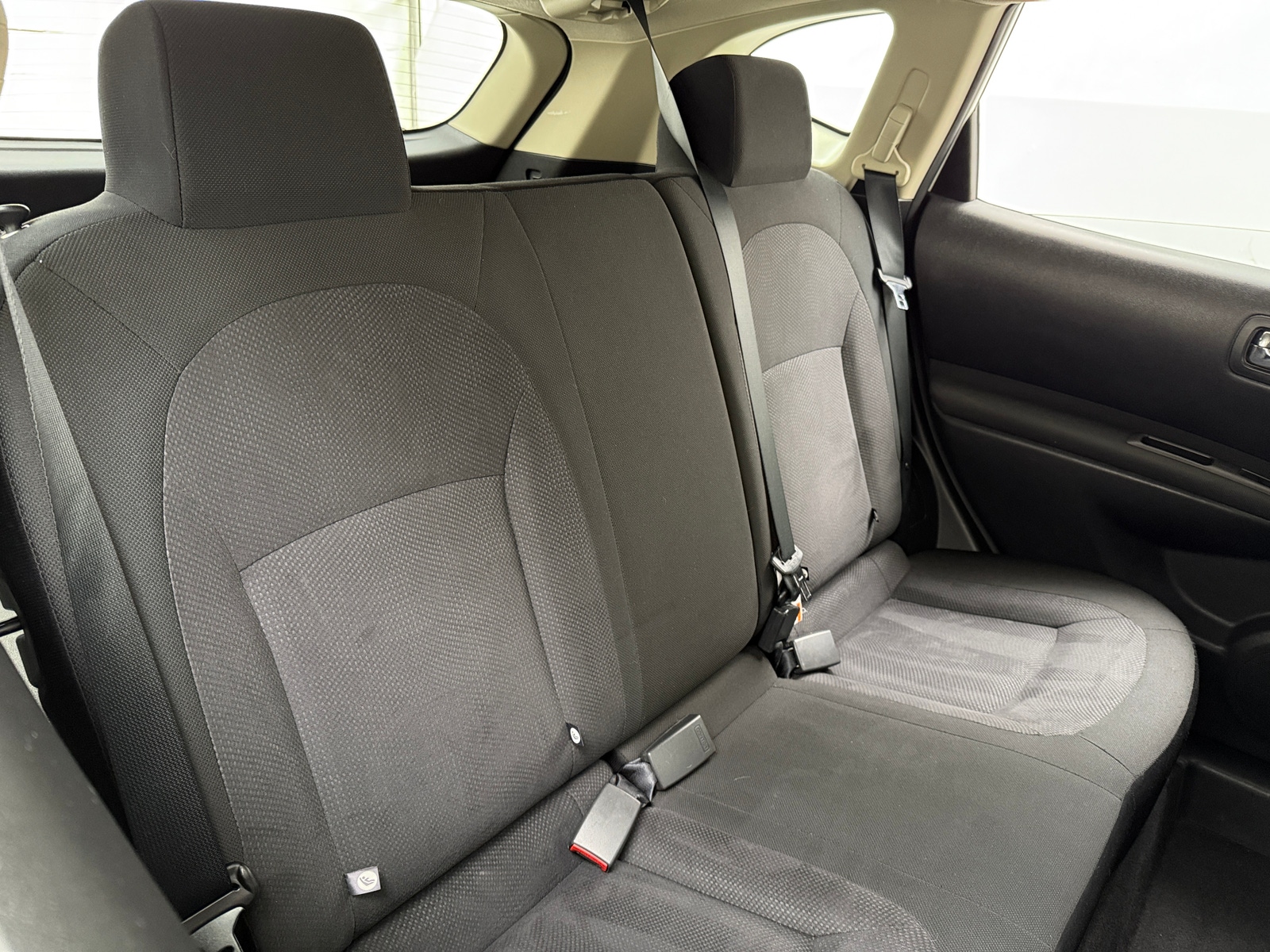 Thumbnail: 2015 Nissan Rogue - 6