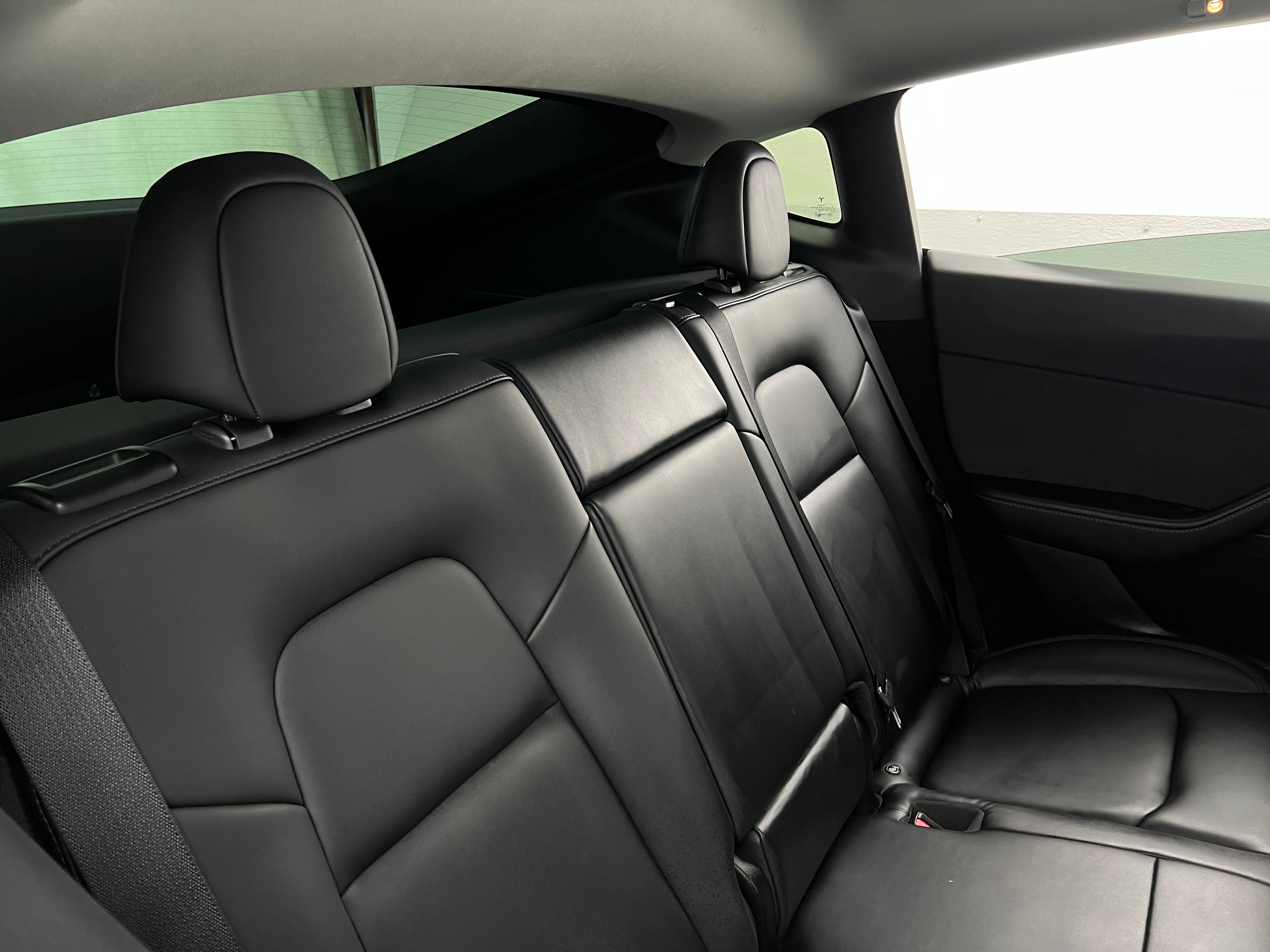 Used 2022 Tesla Model Y Long Range with VIN 7SAYGDEE0NA005430 for sale in Oak Creek, WI