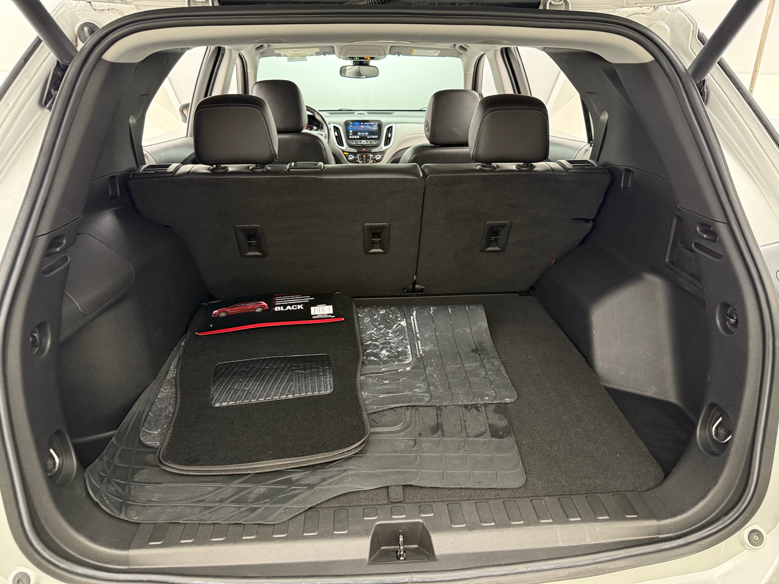 Thumbnail: 2021 Chevrolet Equinox - 6