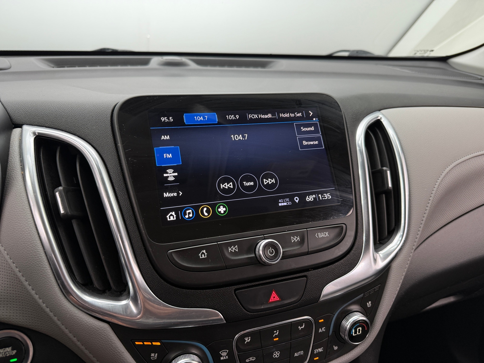 Thumbnail: 2021 Chevrolet Equinox - 3