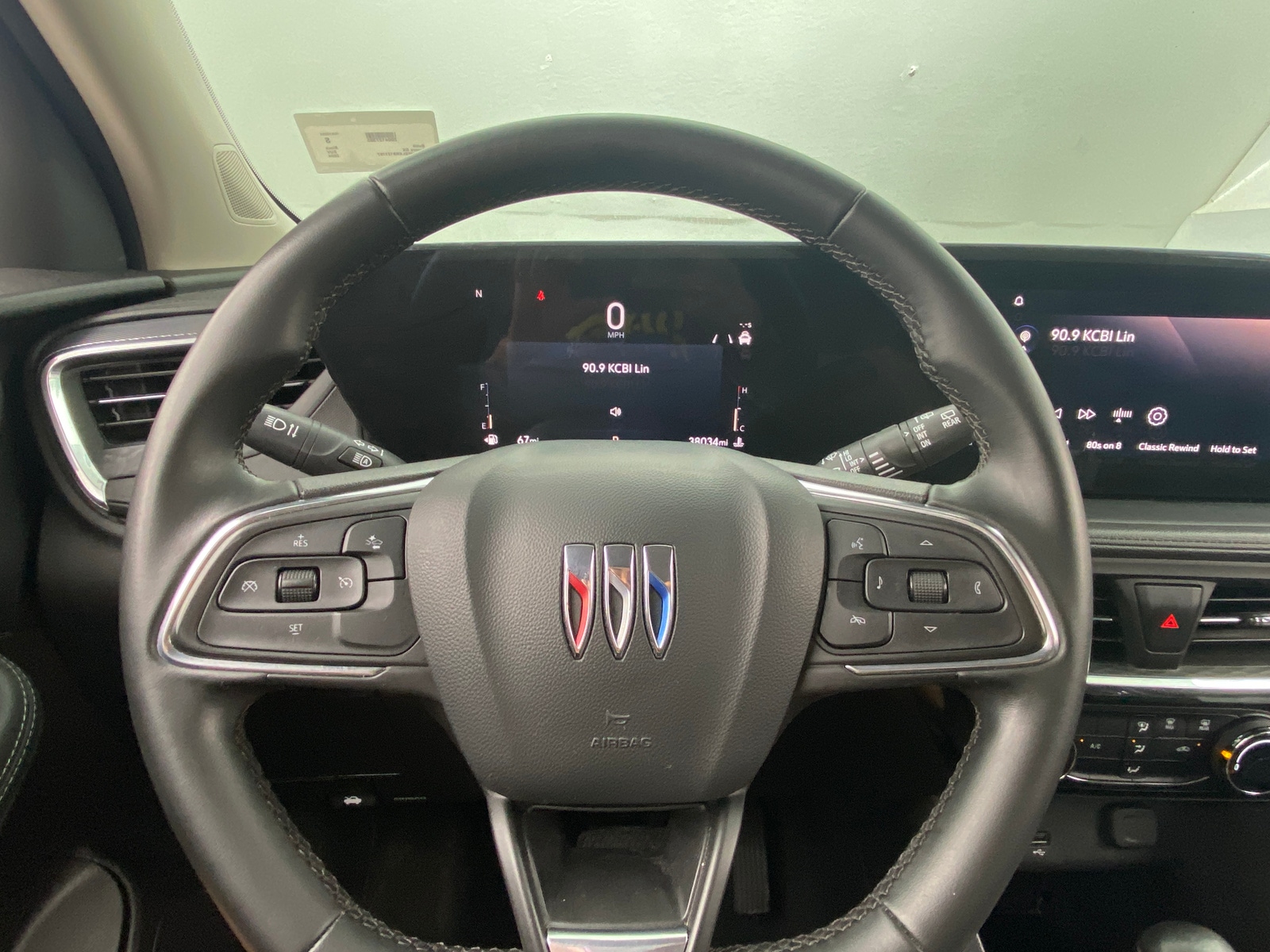 Thumbnail: 2024 Buick Encore GX - 4