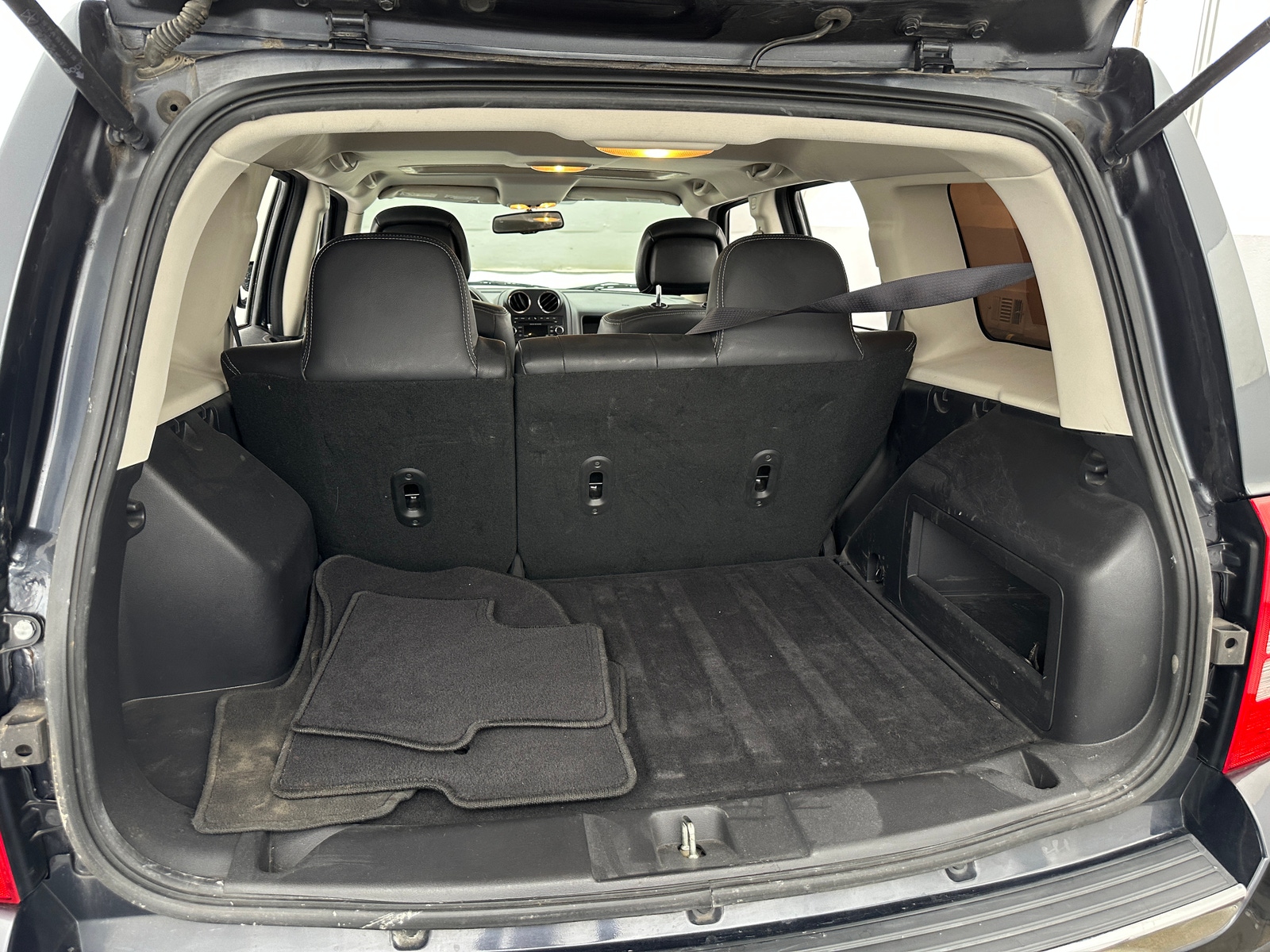Thumbnail: 2016 Jeep Patriot - 6
