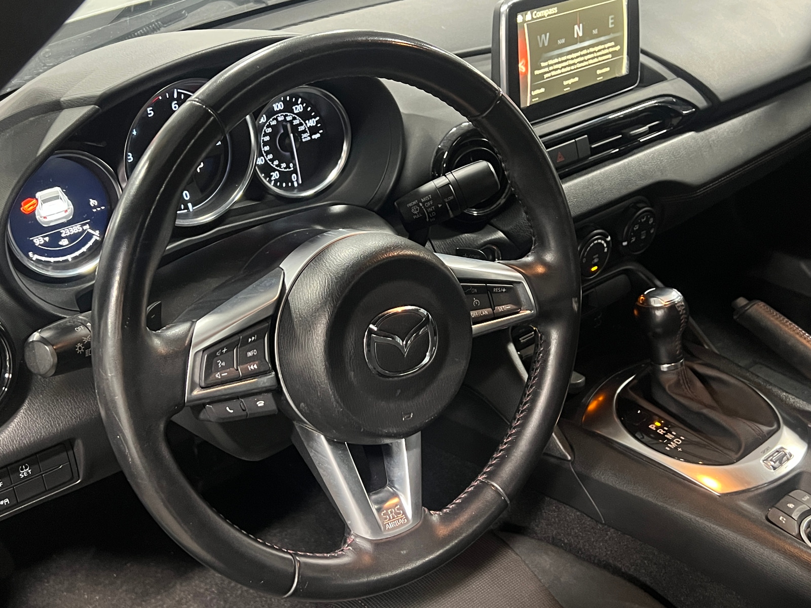 Thumbnail: 2017 Mazda MX-5 Miata - 5