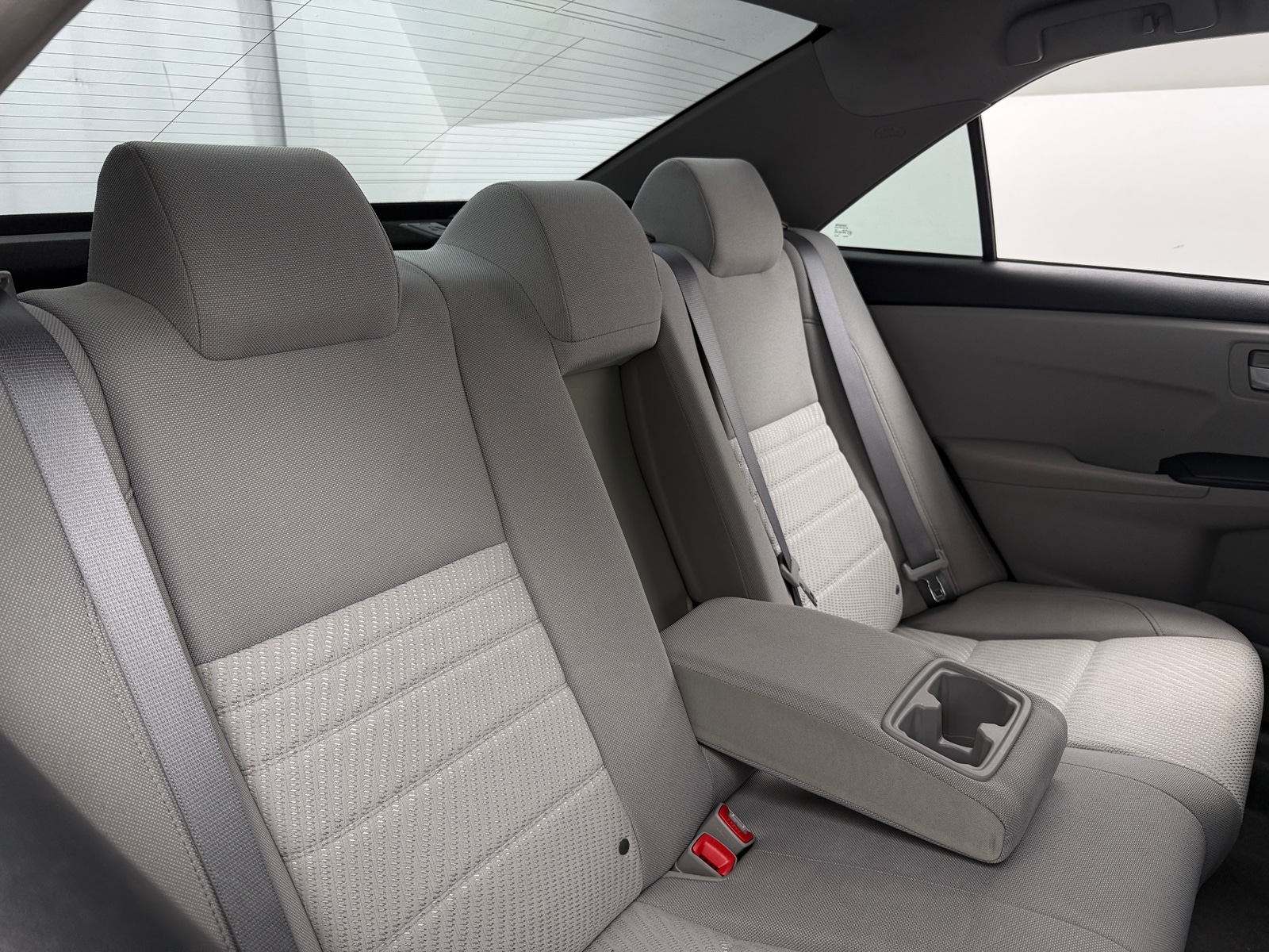 Thumbnail: 2016 Toyota Camry - 6