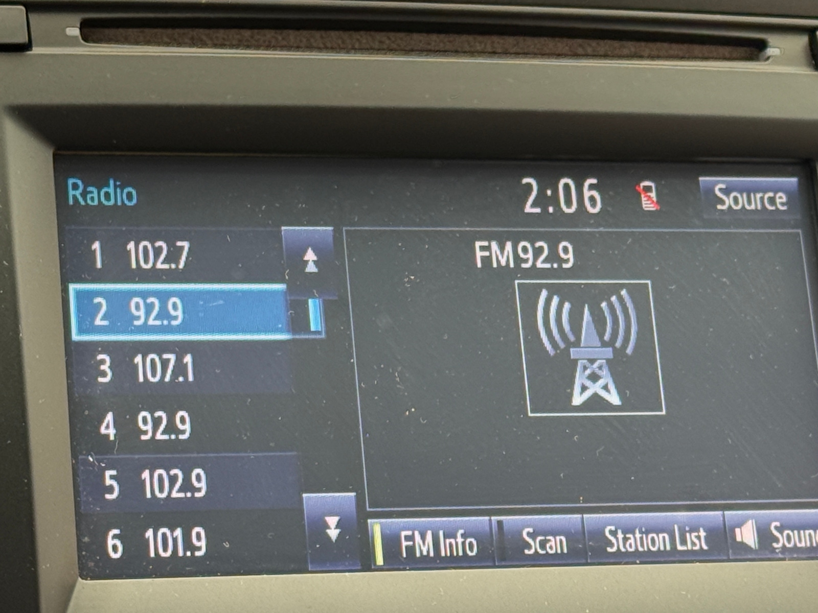 Thumbnail: 2016 Toyota Camry - 4