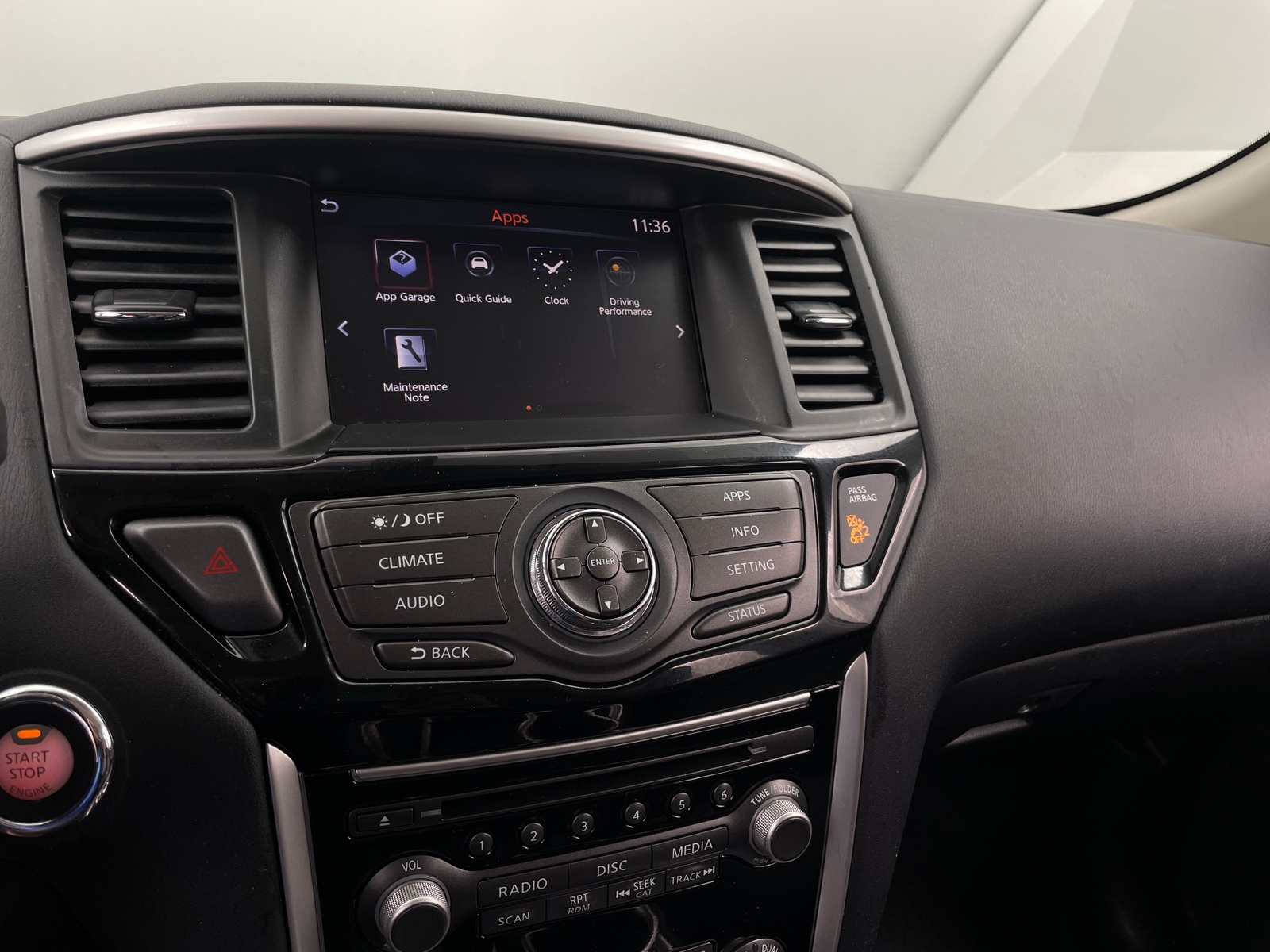 Thumbnail: 2018 Nissan Pathfinder - 4