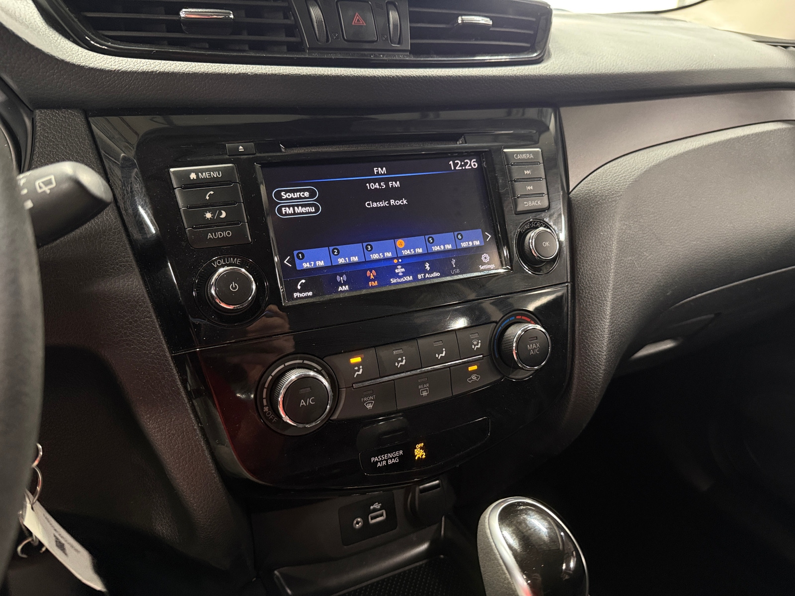 Thumbnail: 2020 Nissan Rogue Sport - 4