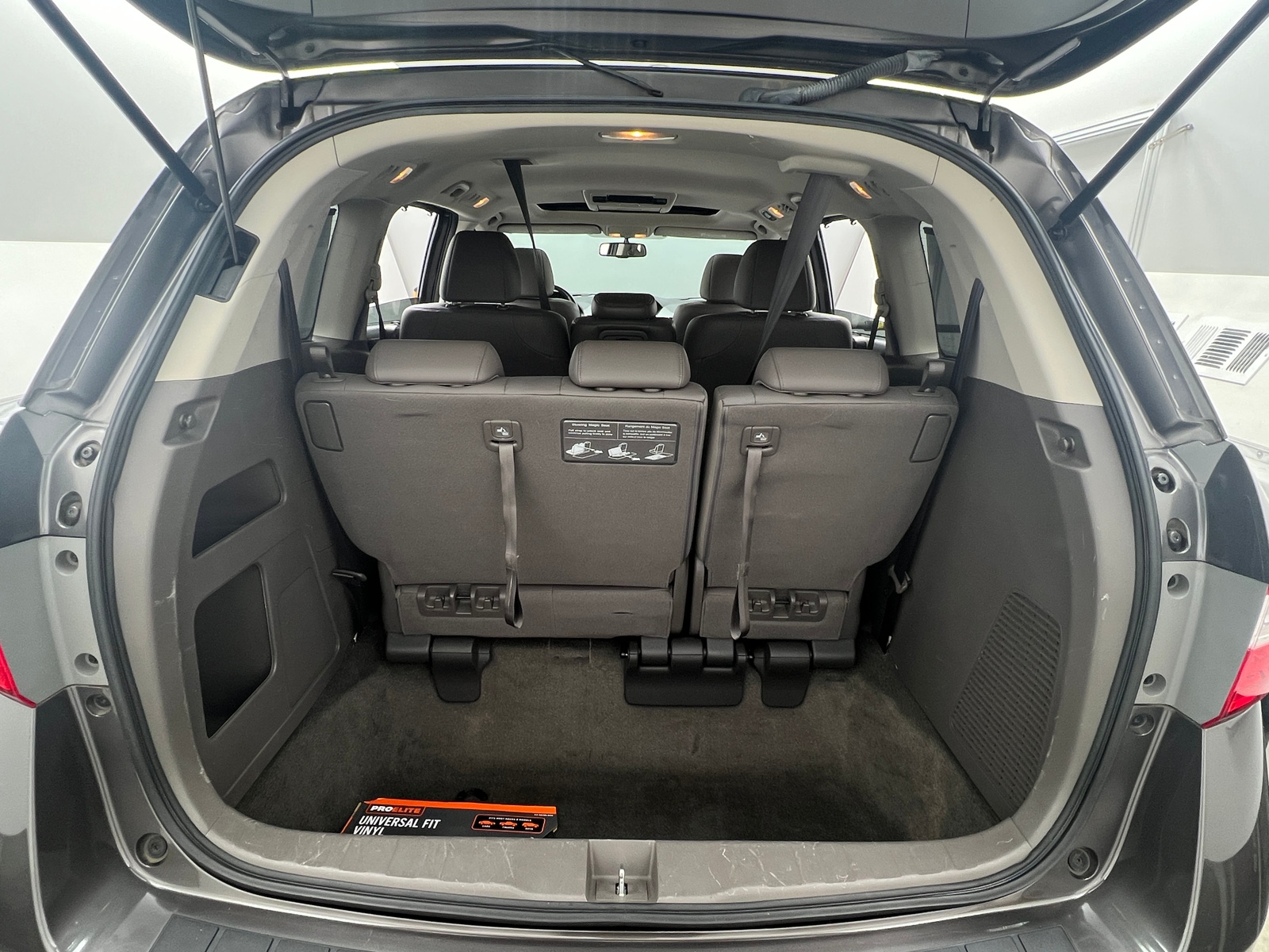 Thumbnail: 2013 Honda Odyssey - 6