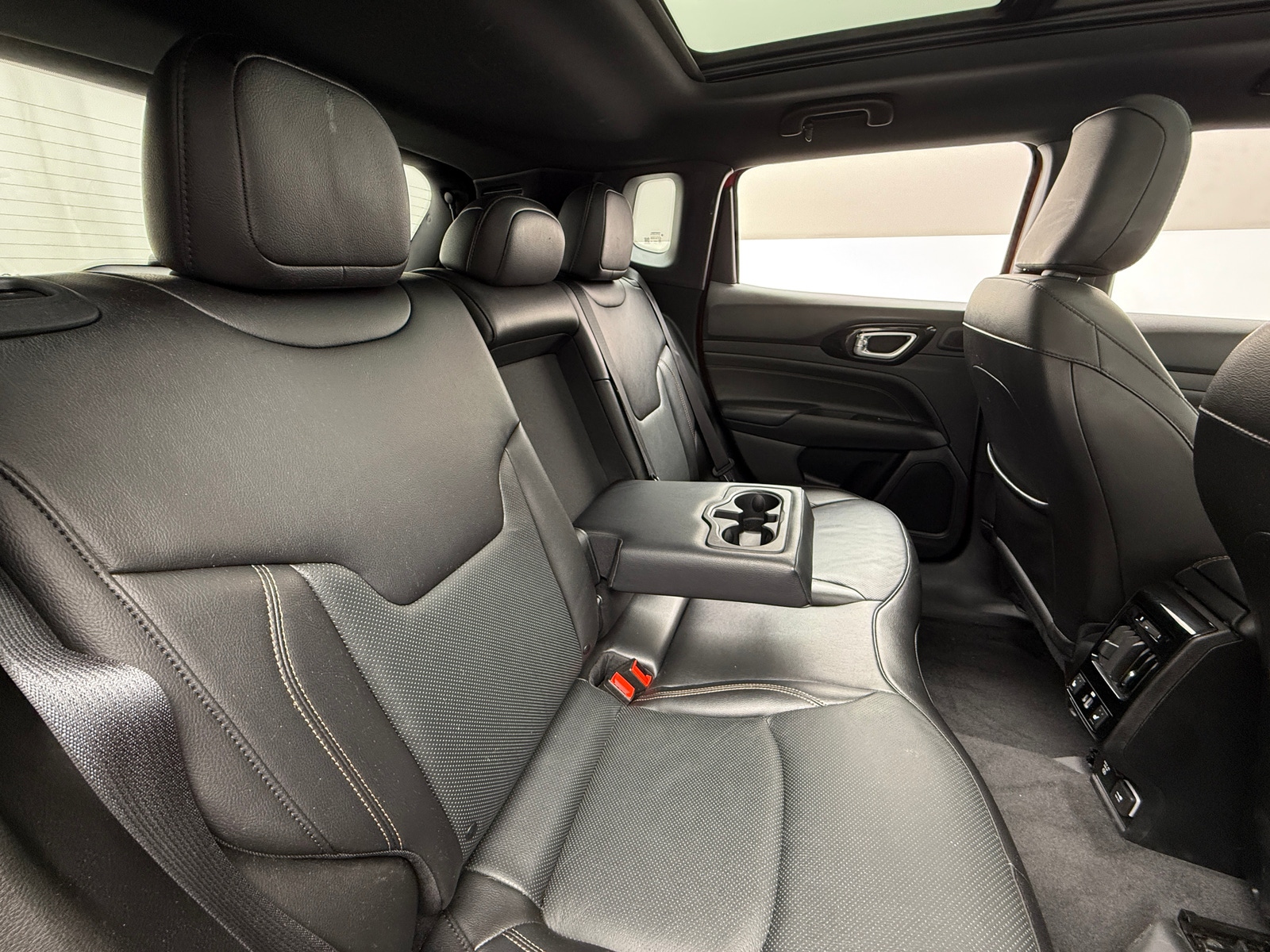 Thumbnail: 2022 Jeep Compass - 5