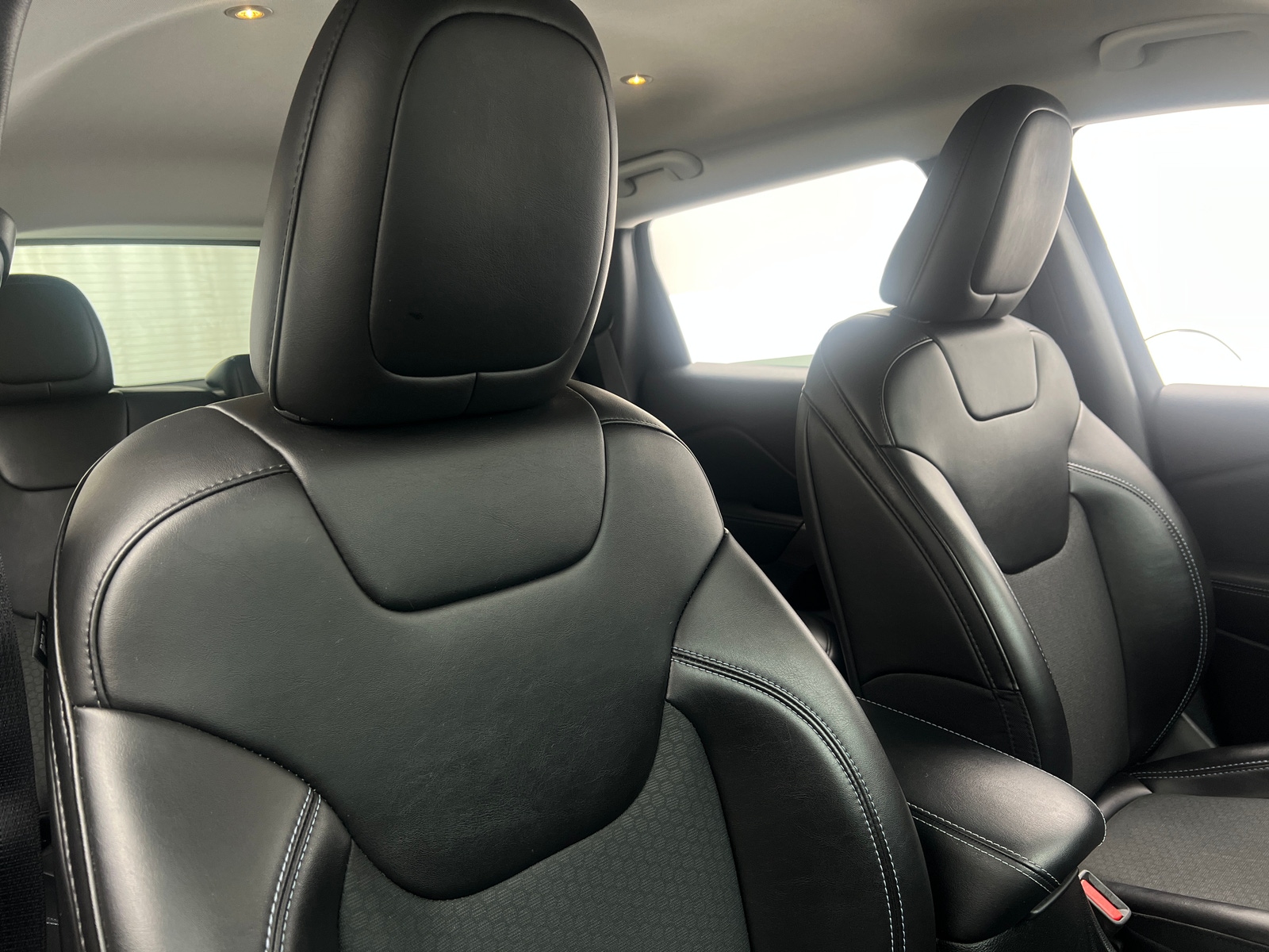 Thumbnail: 2019 Jeep Cherokee - 2