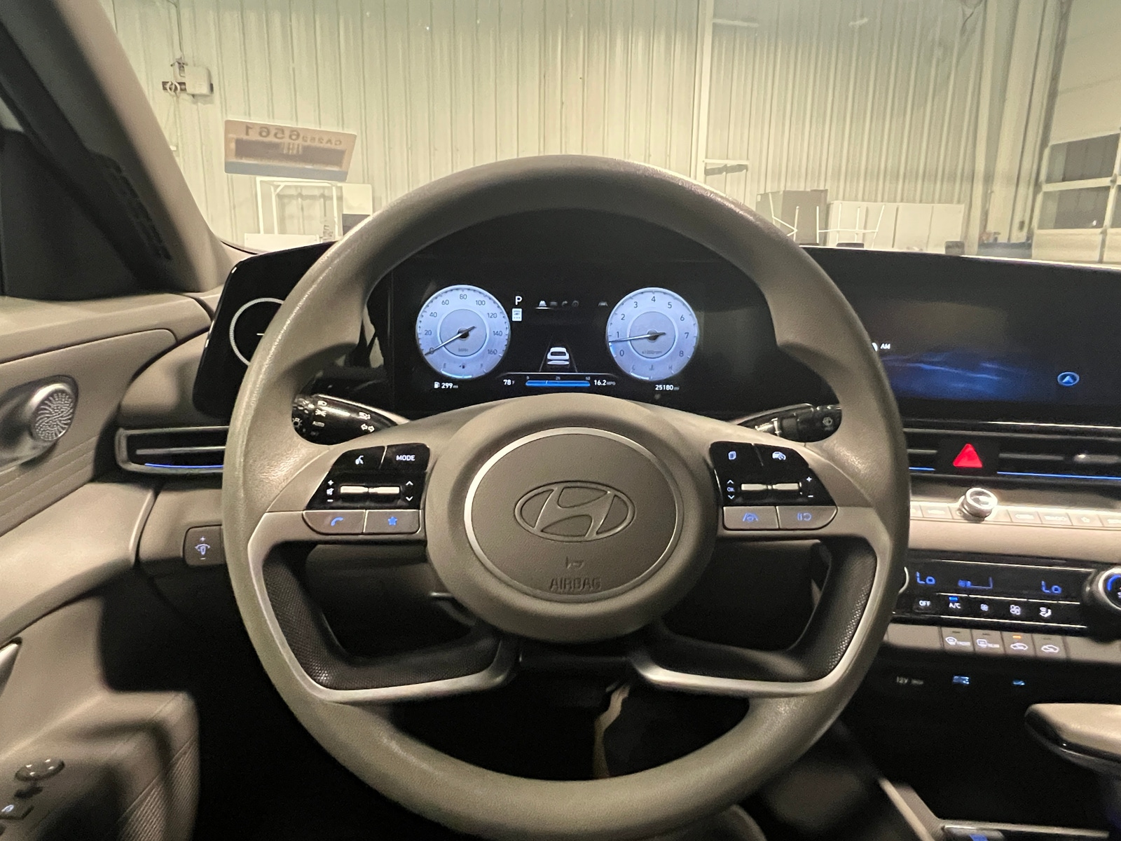 Thumbnail: 2024 Hyundai Elantra - 5