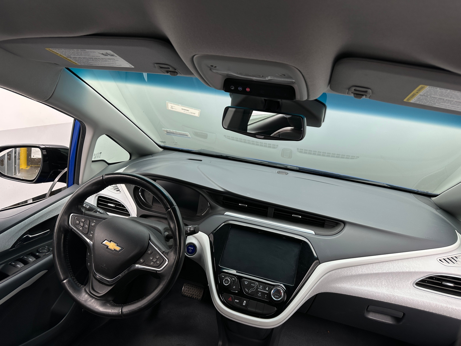 Thumbnail: 2019 Chevrolet Bolt EV - 2