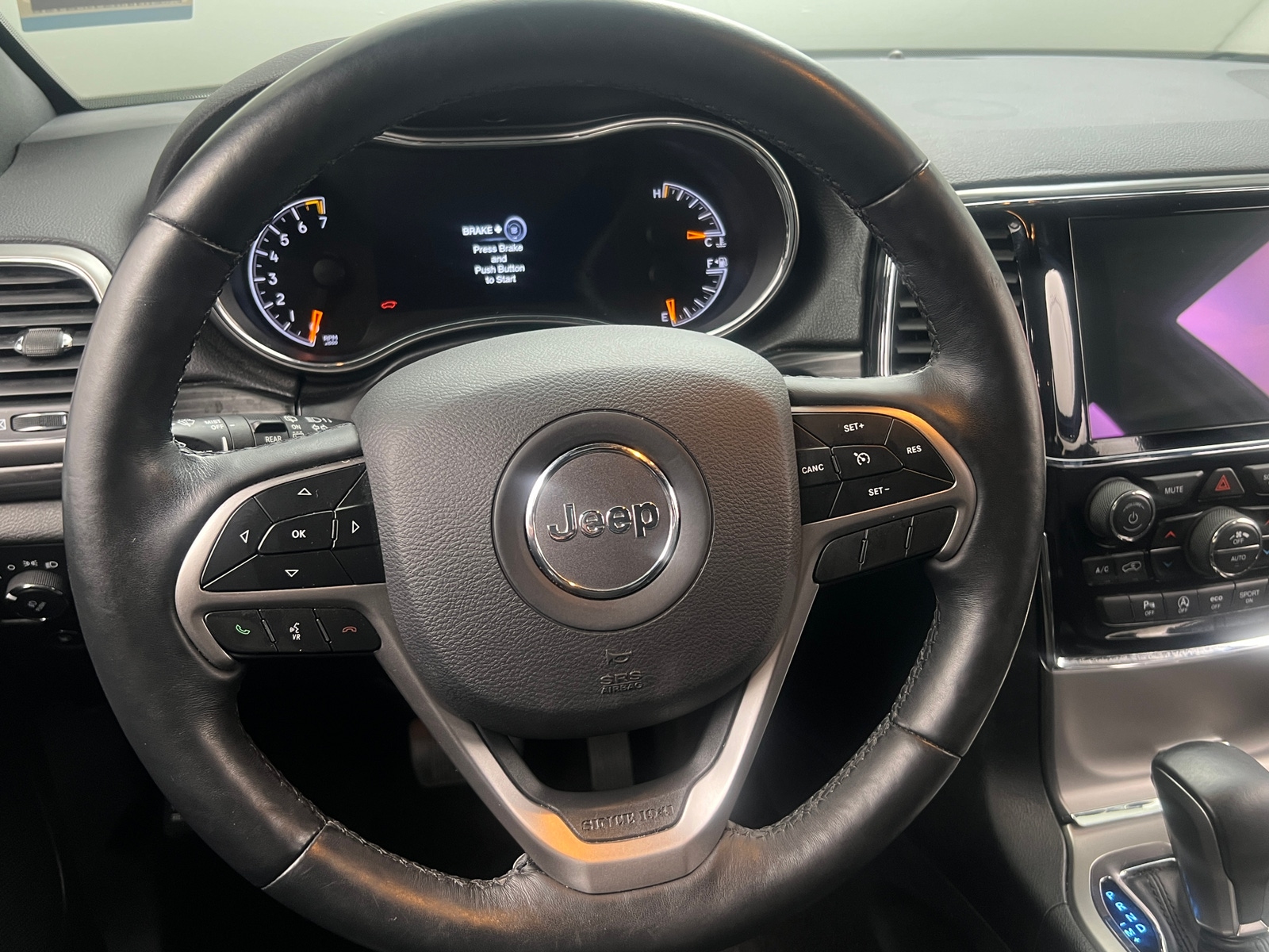 Thumbnail: 2019 Jeep Grand Cherokee - 5