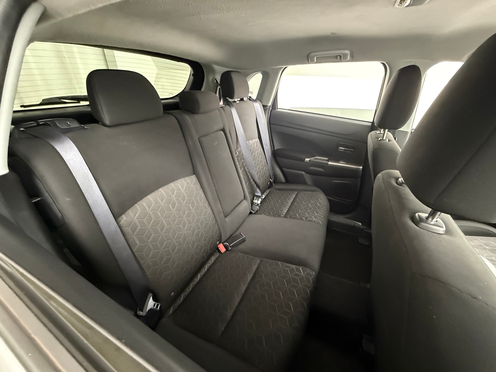 Thumbnail: 2021 Mitsubishi Outlander Sport - 6