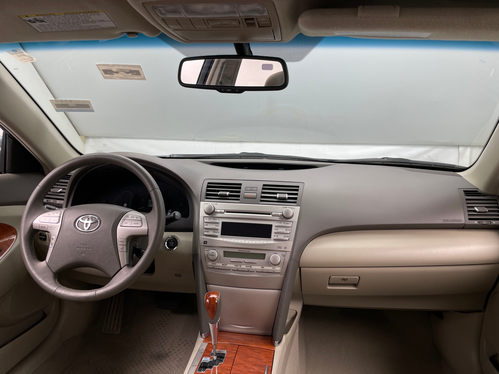 Thumbnail: 2011 Toyota Camry - 3