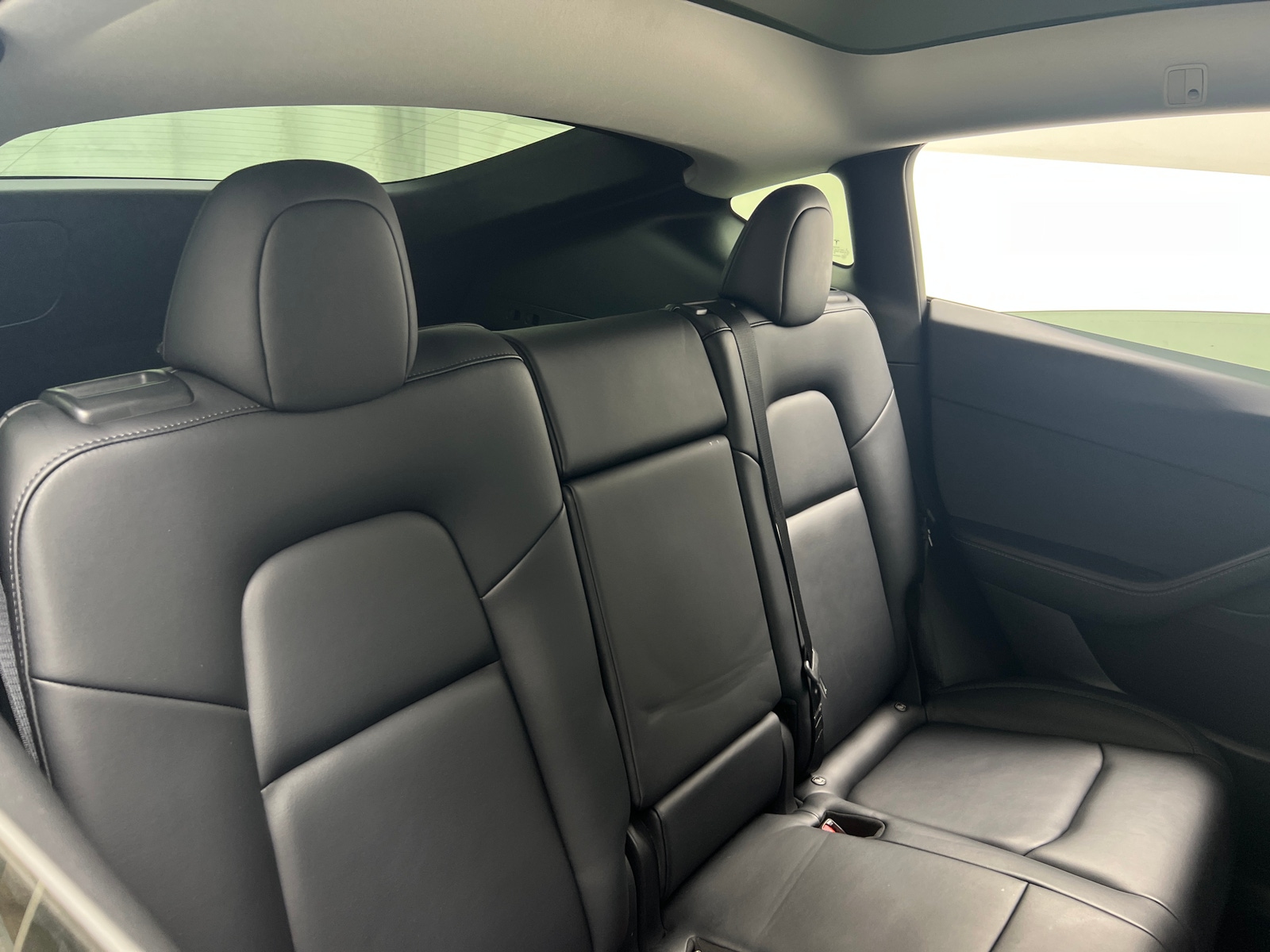 Thumbnail: 2022 Tesla Model Y - 5