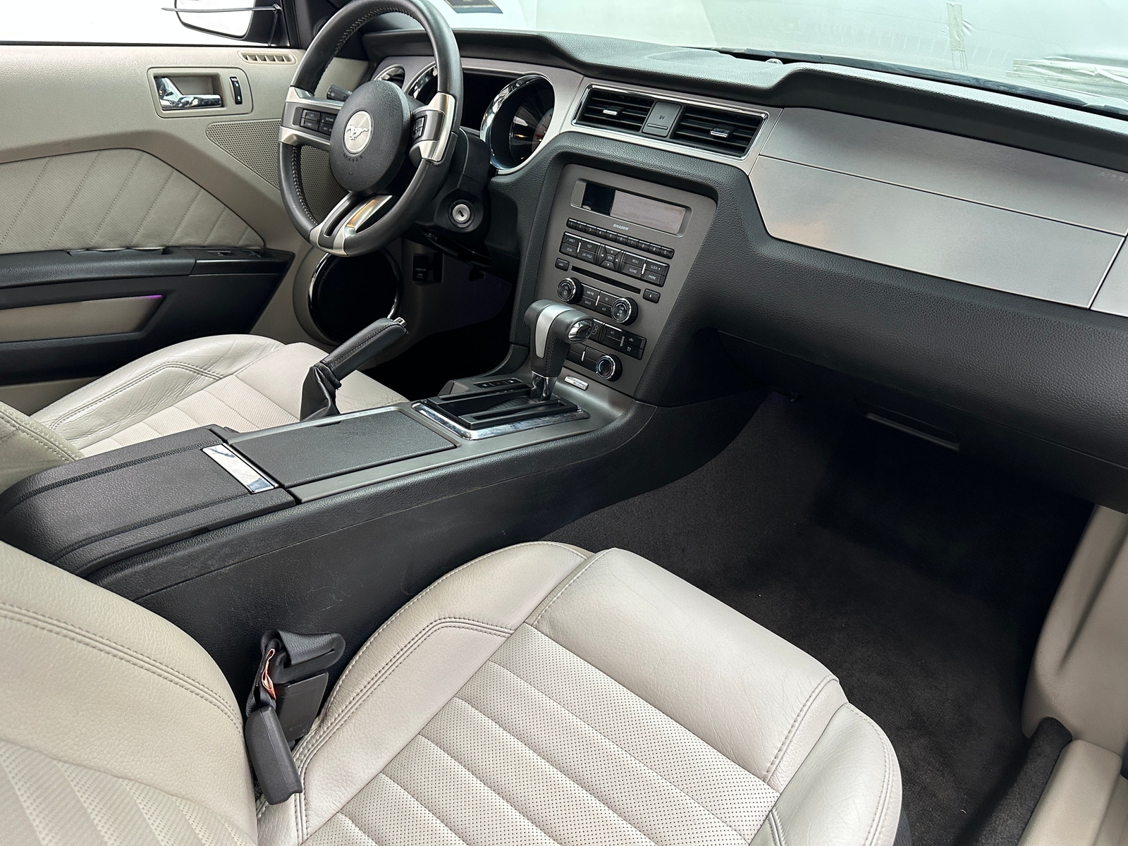 Thumbnail: 2011 Ford Mustang - 2