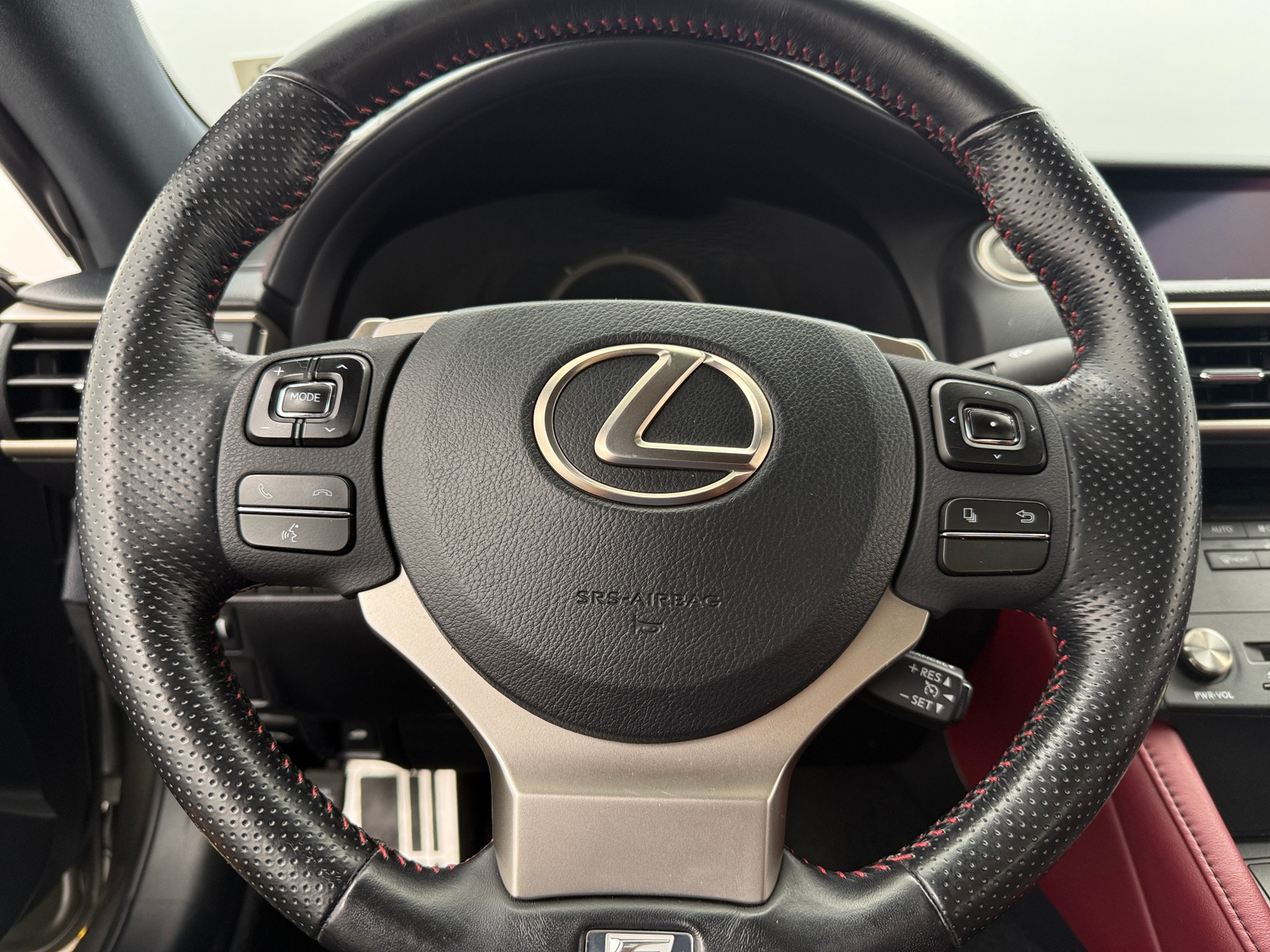 Thumbnail: 2016 Lexus RC - 3