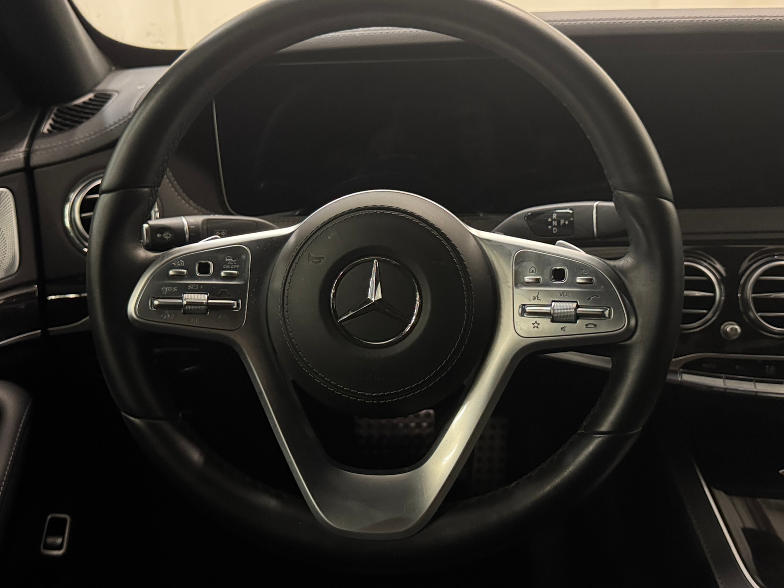 Thumbnail: 2019 Mercedes-Benz S-Class - 4