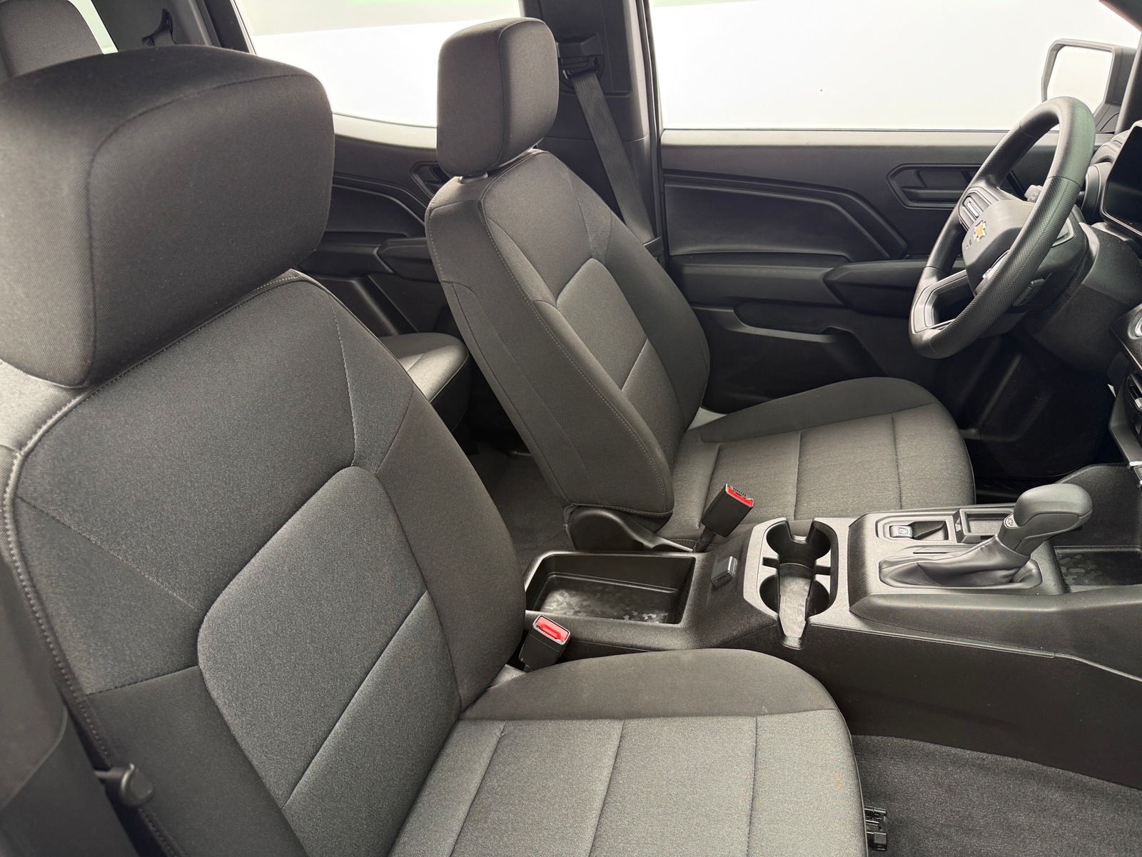 Thumbnail: 2024 Chevrolet Colorado - 2