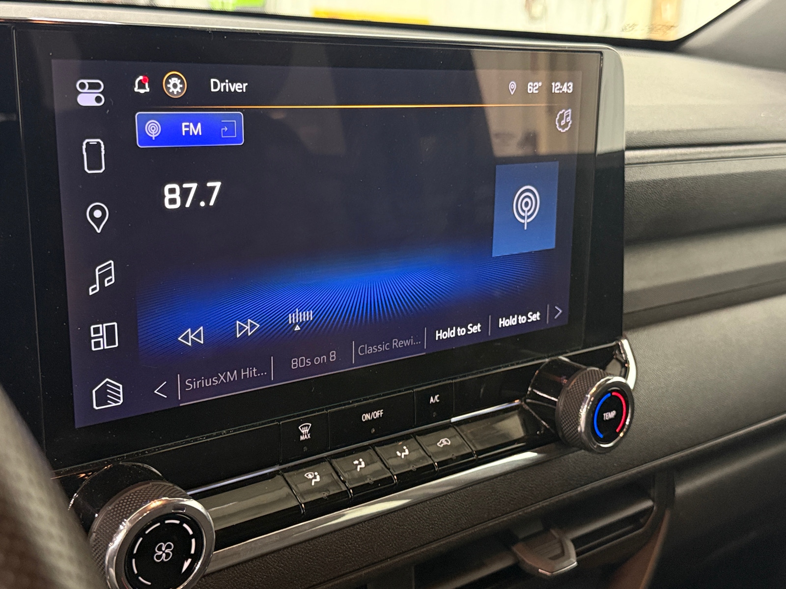 Thumbnail: 2024 Chevrolet Colorado - 4