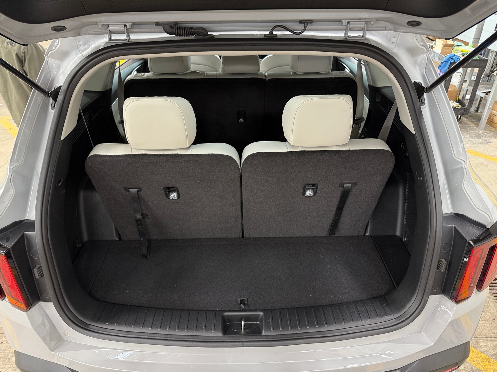 Thumbnail: 2024 Kia Sorento - 6